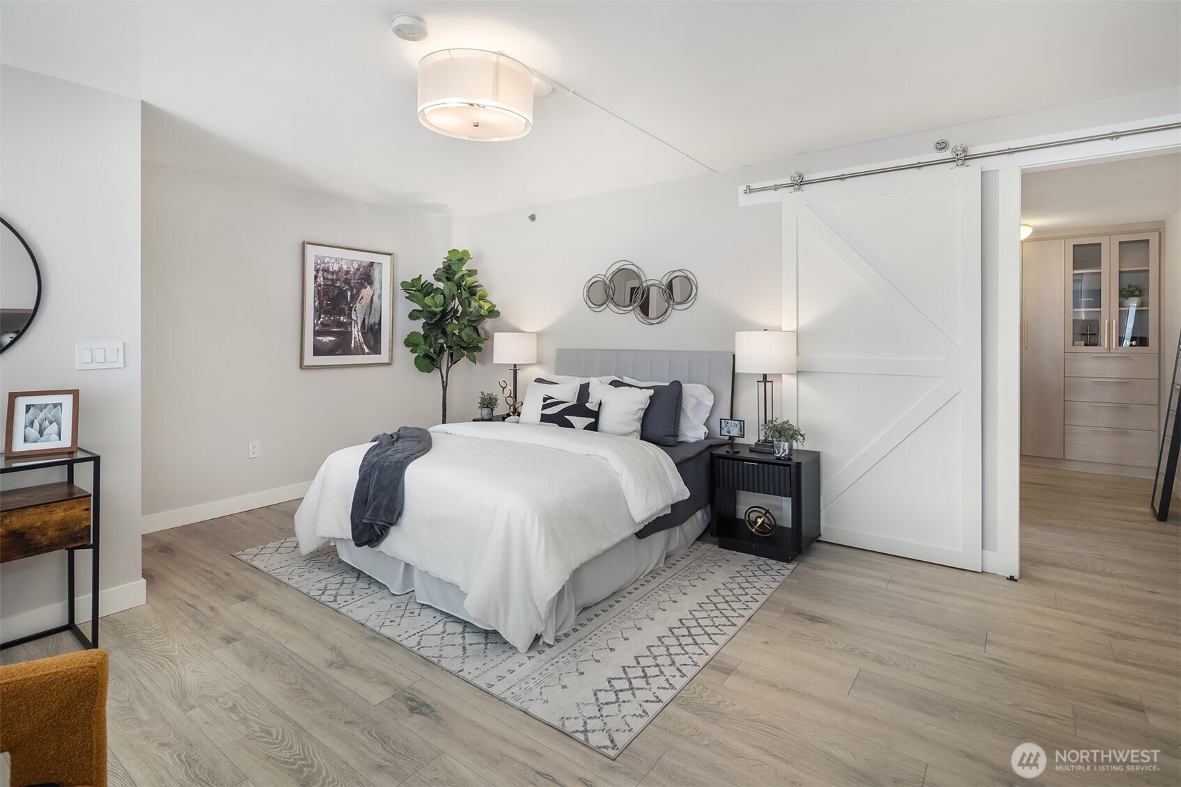 2717 Western Avenue #1120, Seattle, WA 98121