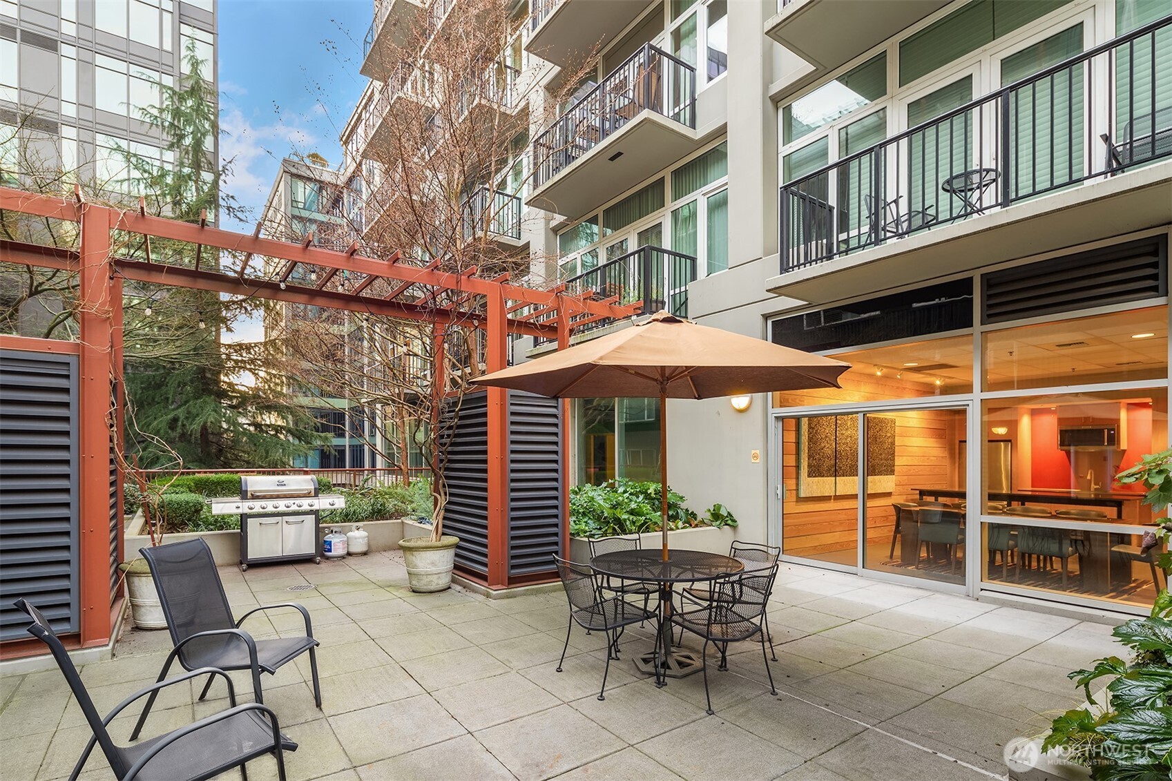 2717 Western Avenue #1120, Seattle, WA 98121