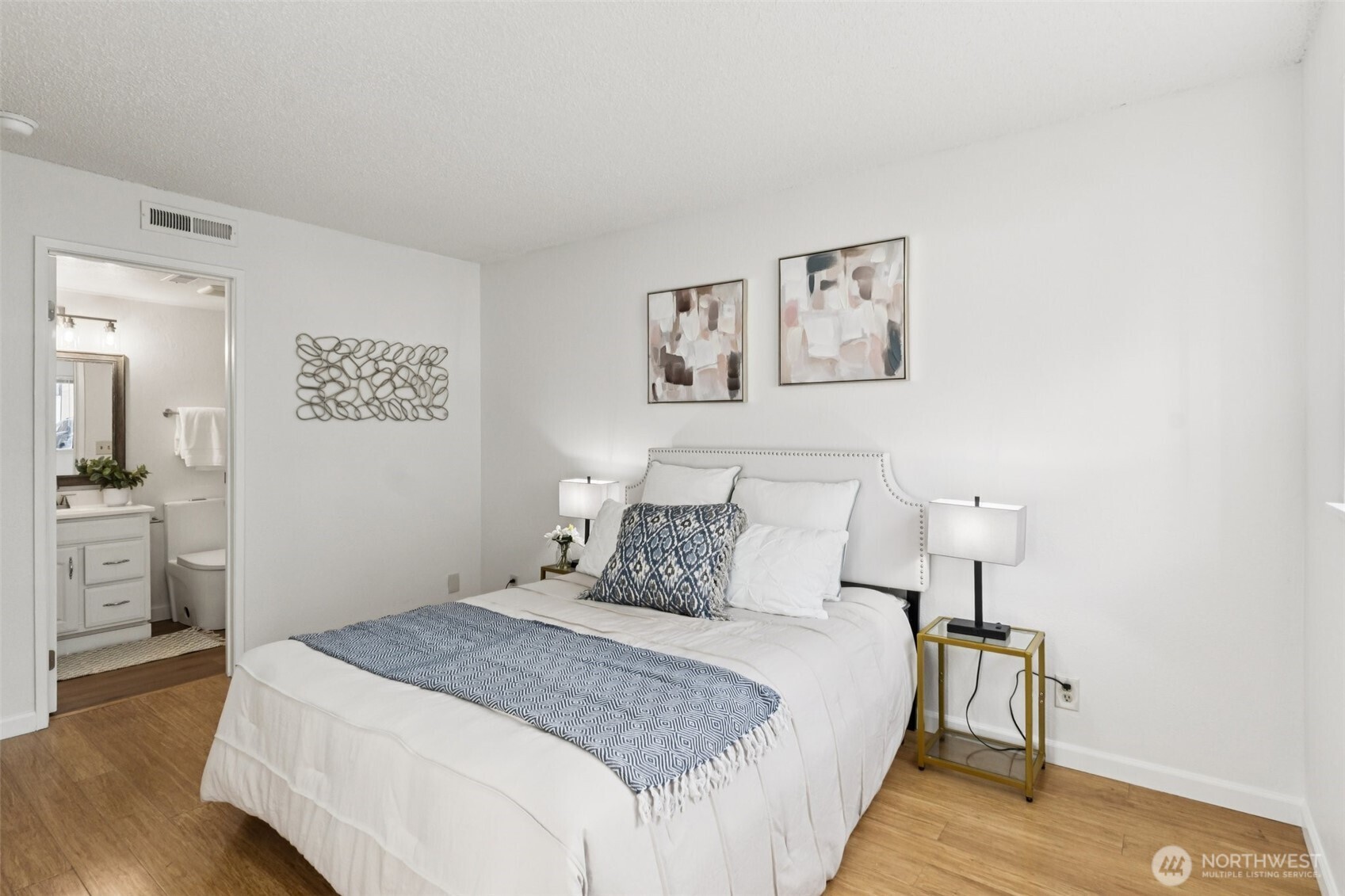 16225 NE 12th Court #F74, Bellevue, WA 98008