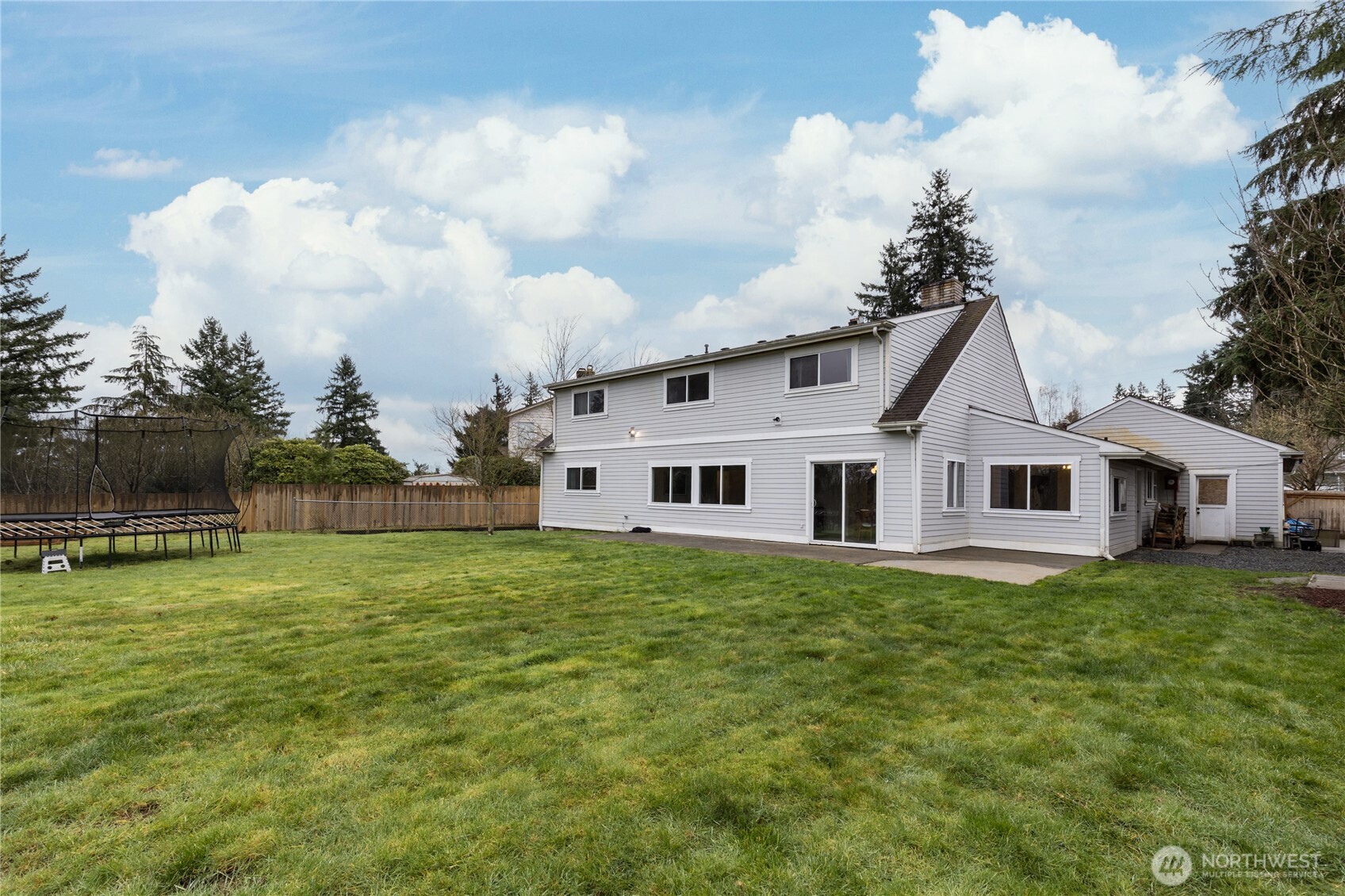 3215 Scenic Drive , Auburn, WA 98092