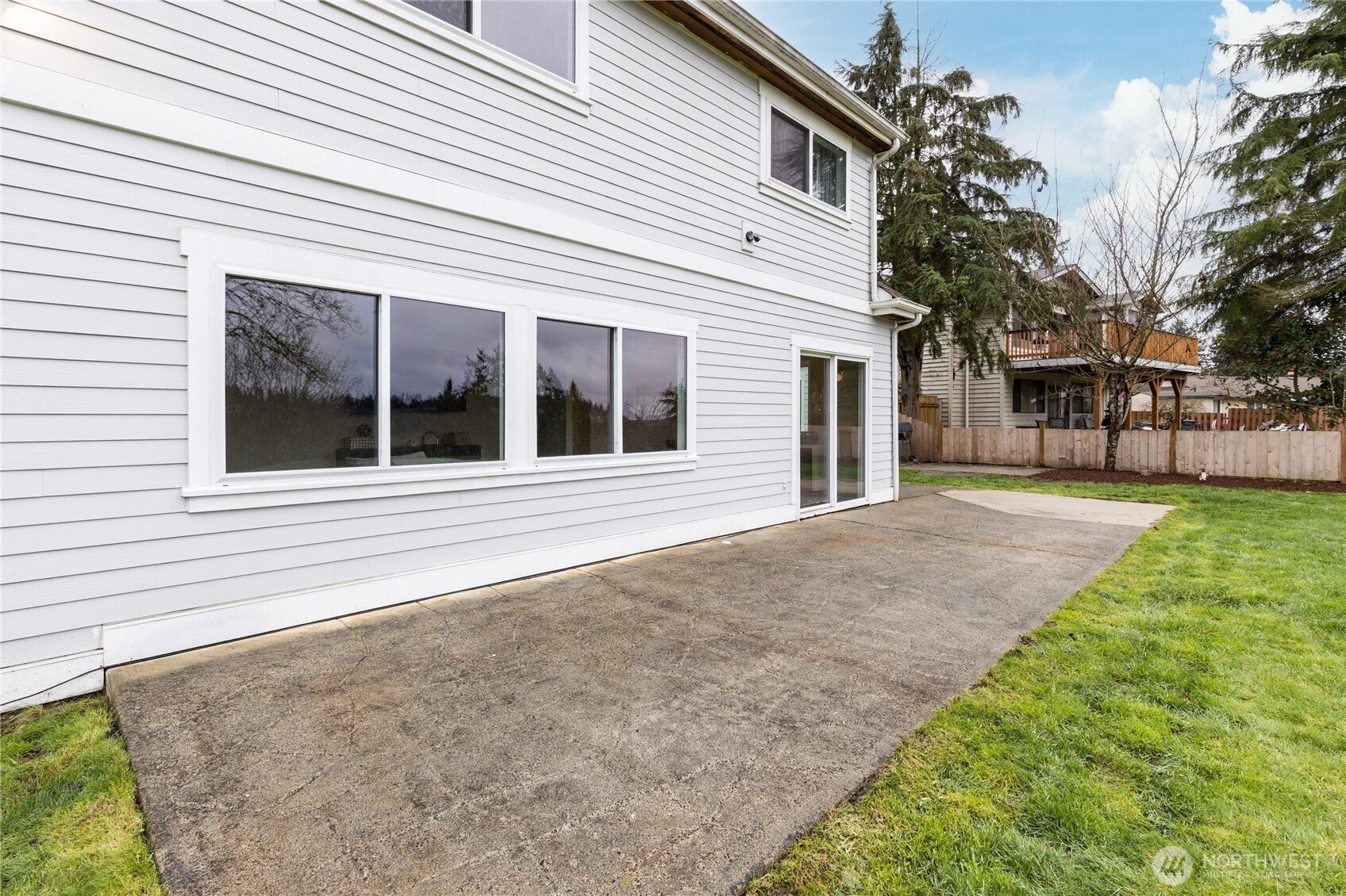 3215 Scenic Drive , Auburn, WA 98092