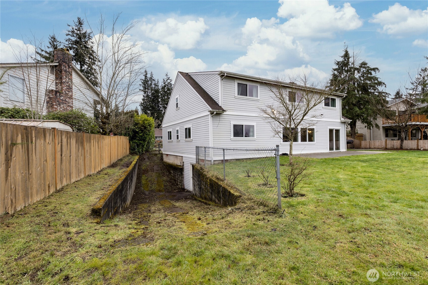 3215 Scenic Drive , Auburn, WA 98092