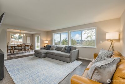 3215 Scenic Drive , Auburn, WA 98092 - Photo 4