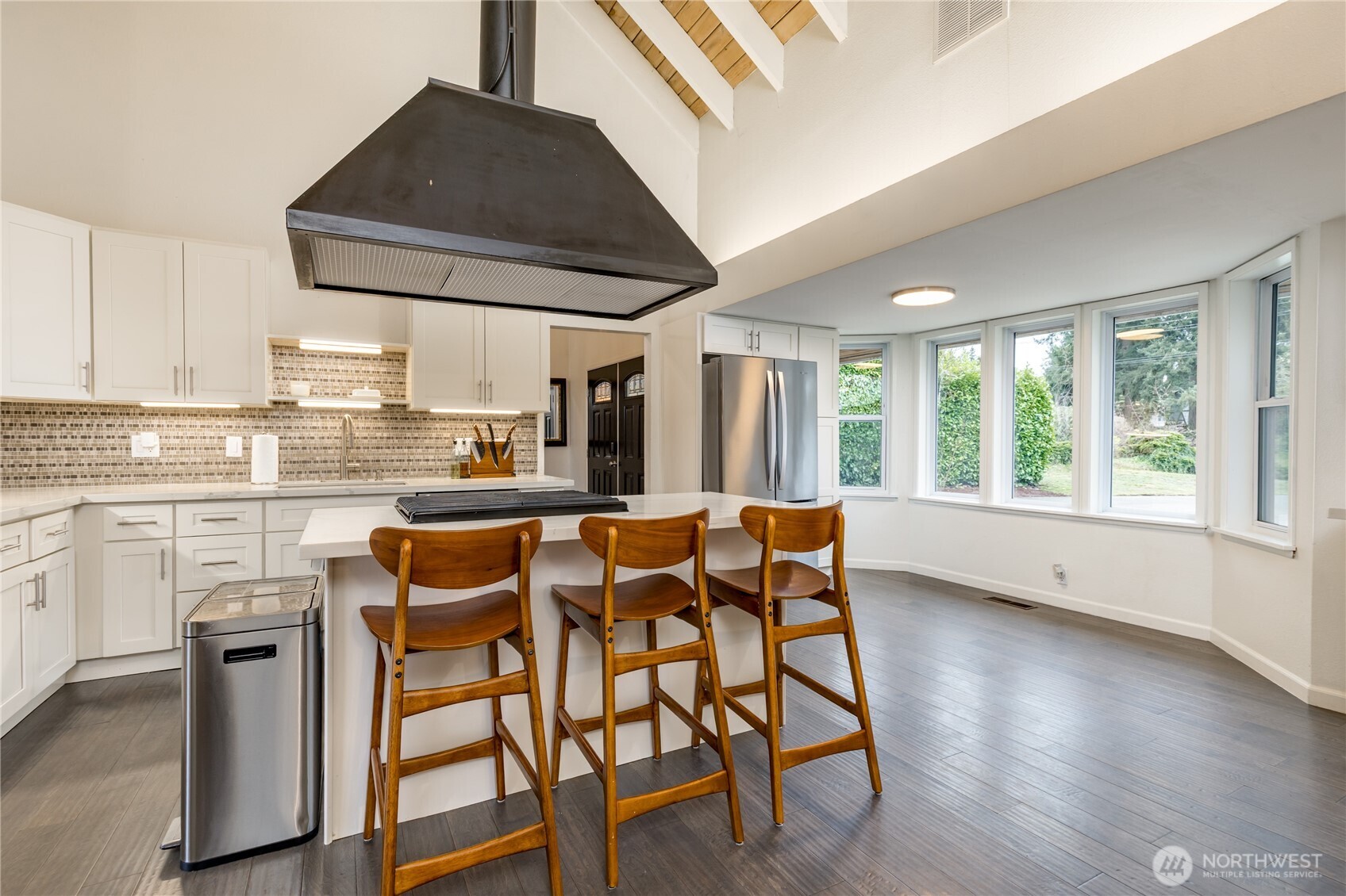 3215 Scenic Drive , Auburn, WA 98092