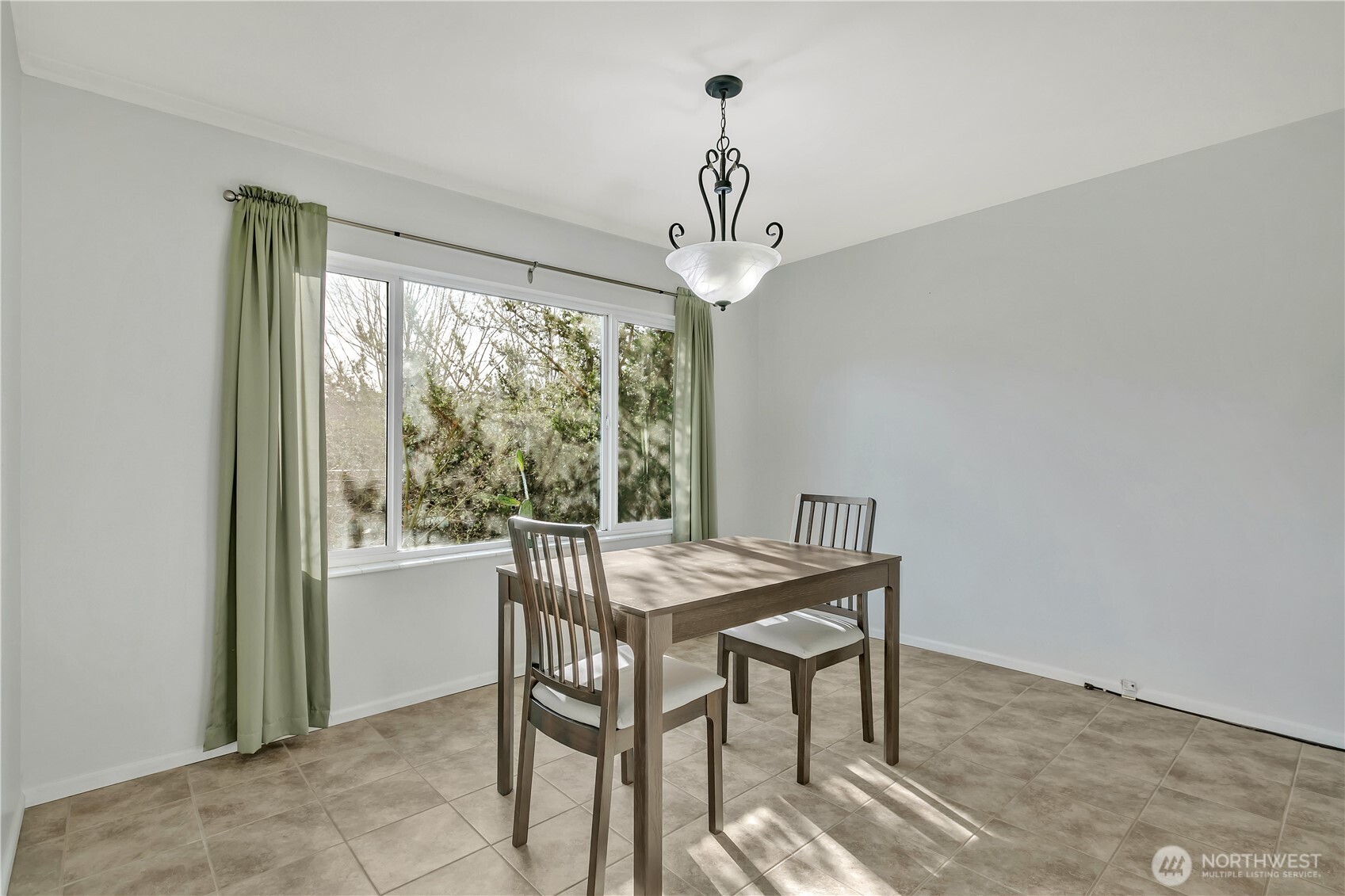 4545 Sand Point Way NE #207, Seattle, WA 98105