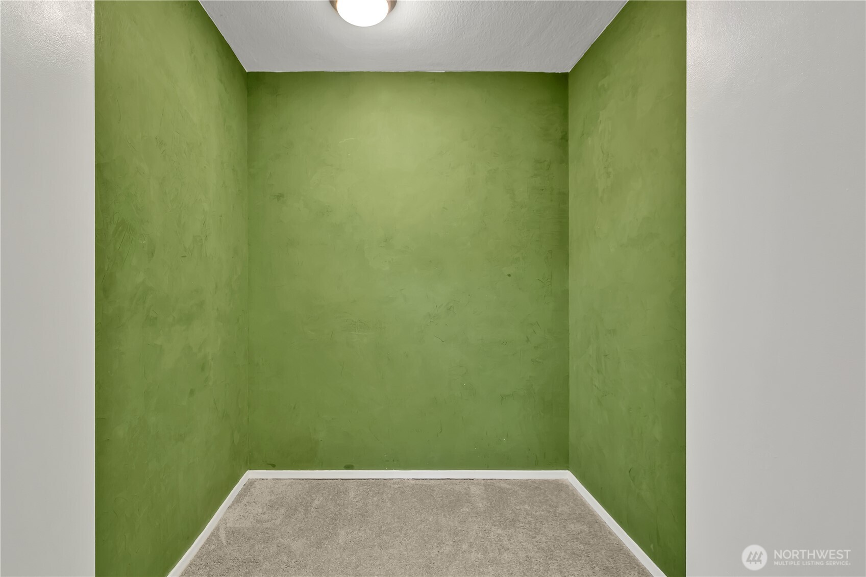 4545 Sand Point Way NE #207, Seattle, WA 98105