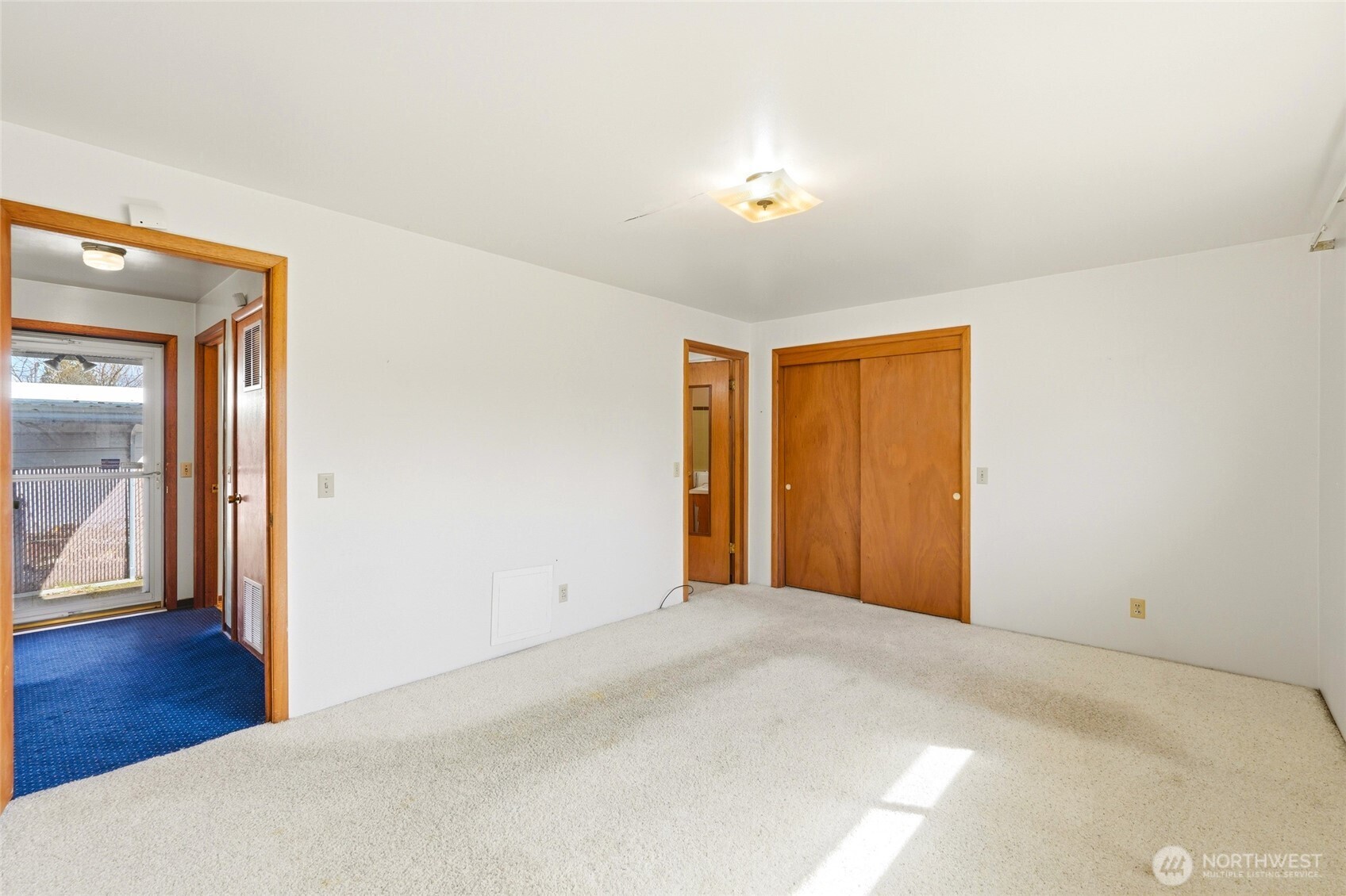 334 Wells Avenue N, Renton, WA 98056