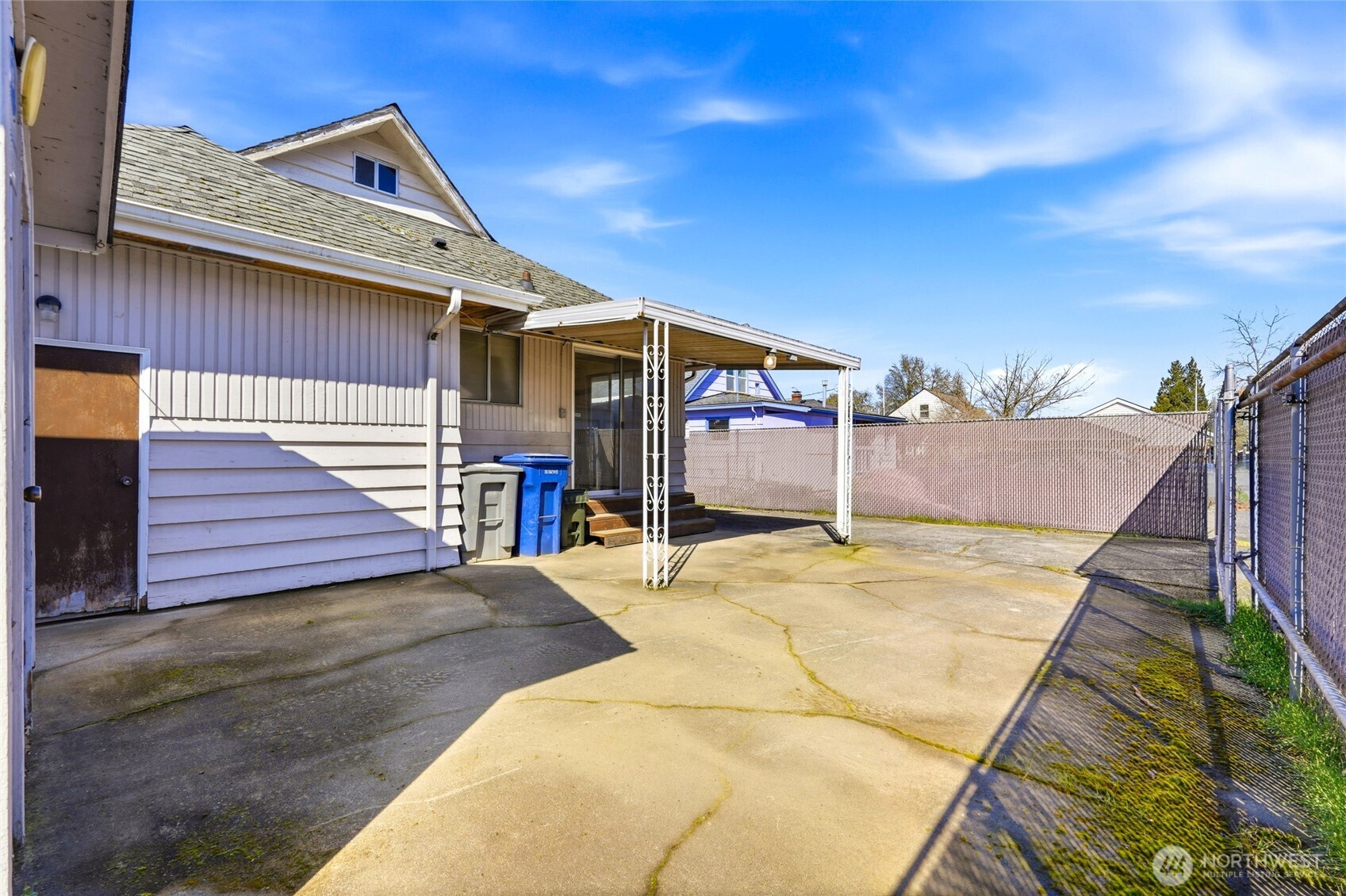 334 Wells Avenue N, Renton, WA 98056