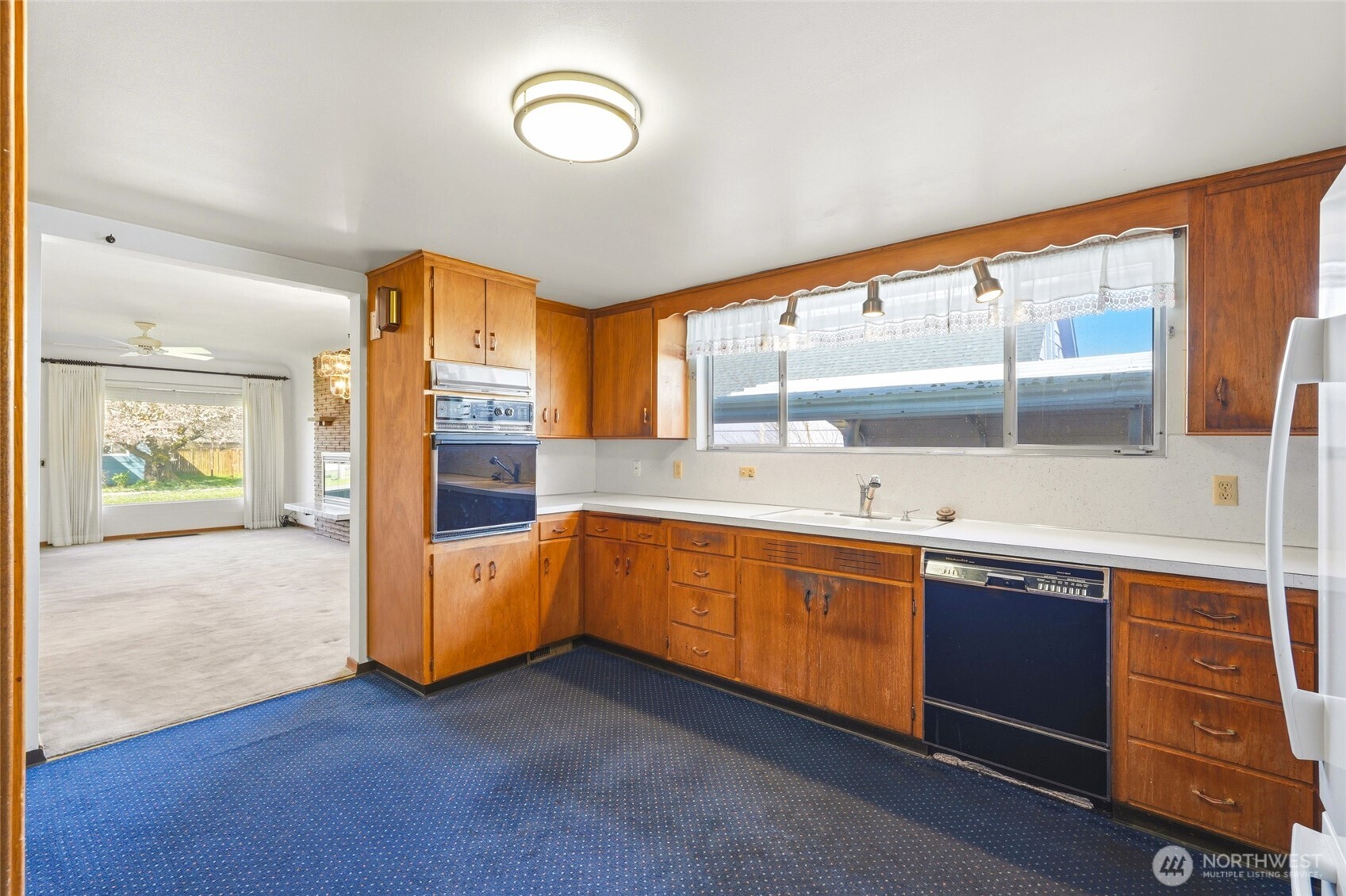 334 Wells Avenue N, Renton, WA 98056