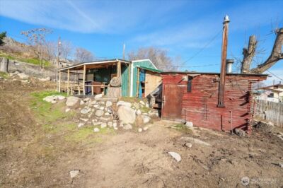 470 2nd Street , Chelan Falls, WA 98817 - Photo 21