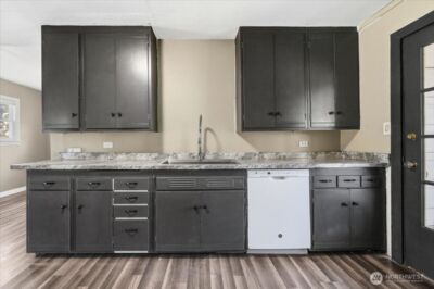 470 2nd Street , Chelan Falls, WA 98817 - Photo 7