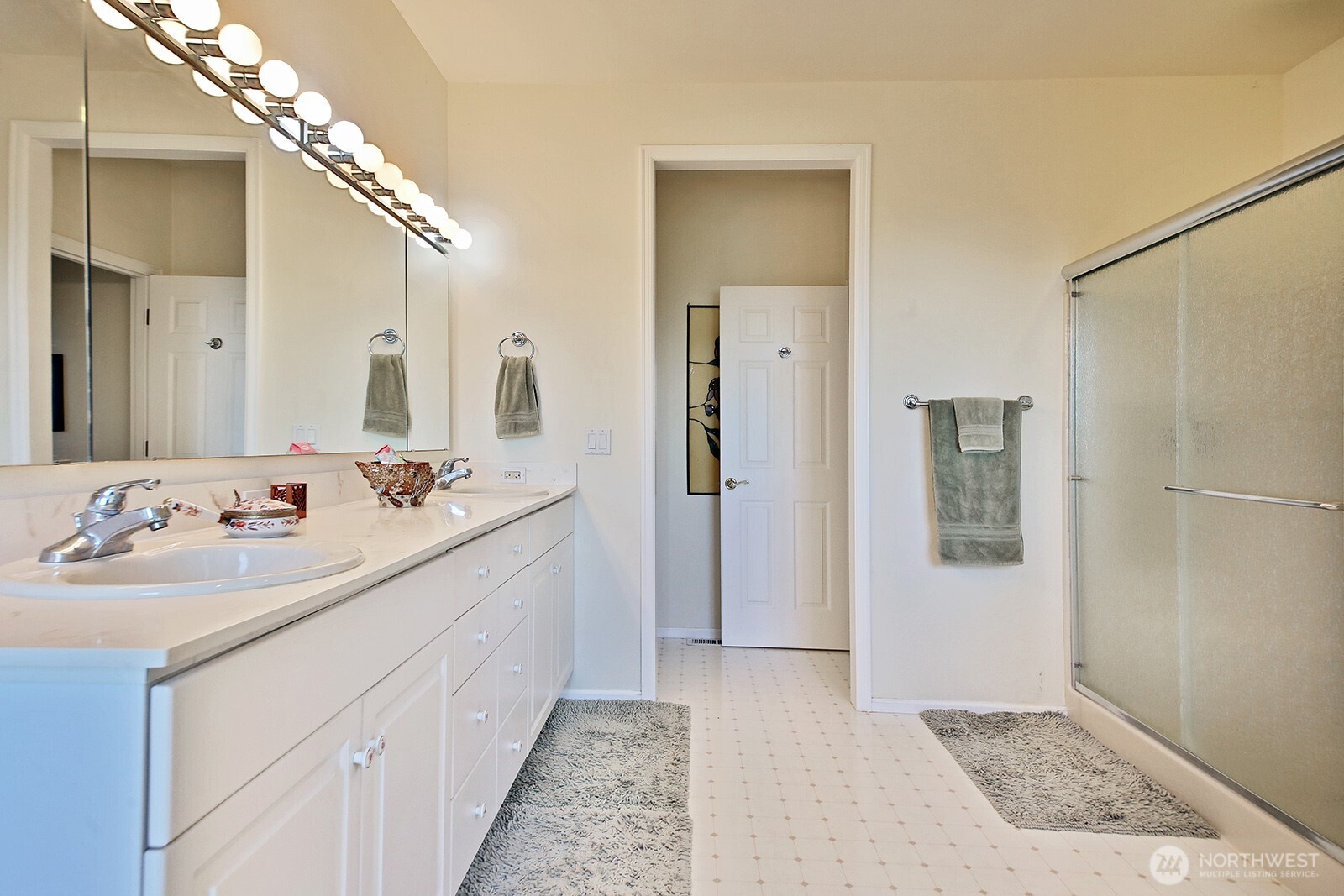 5762 Summerhill Drive , Langley, WA 98260