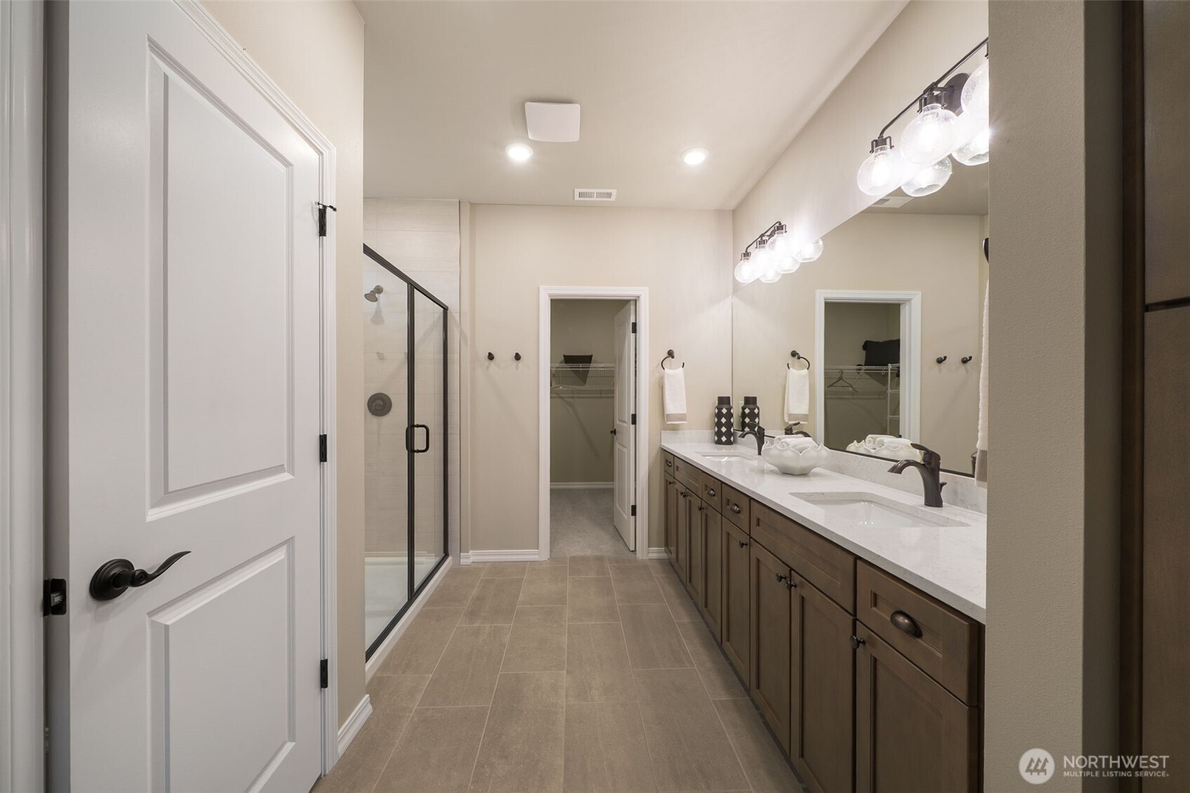 14830 205th Avenue Ct E #2500, Bonney Lake, WA 98391