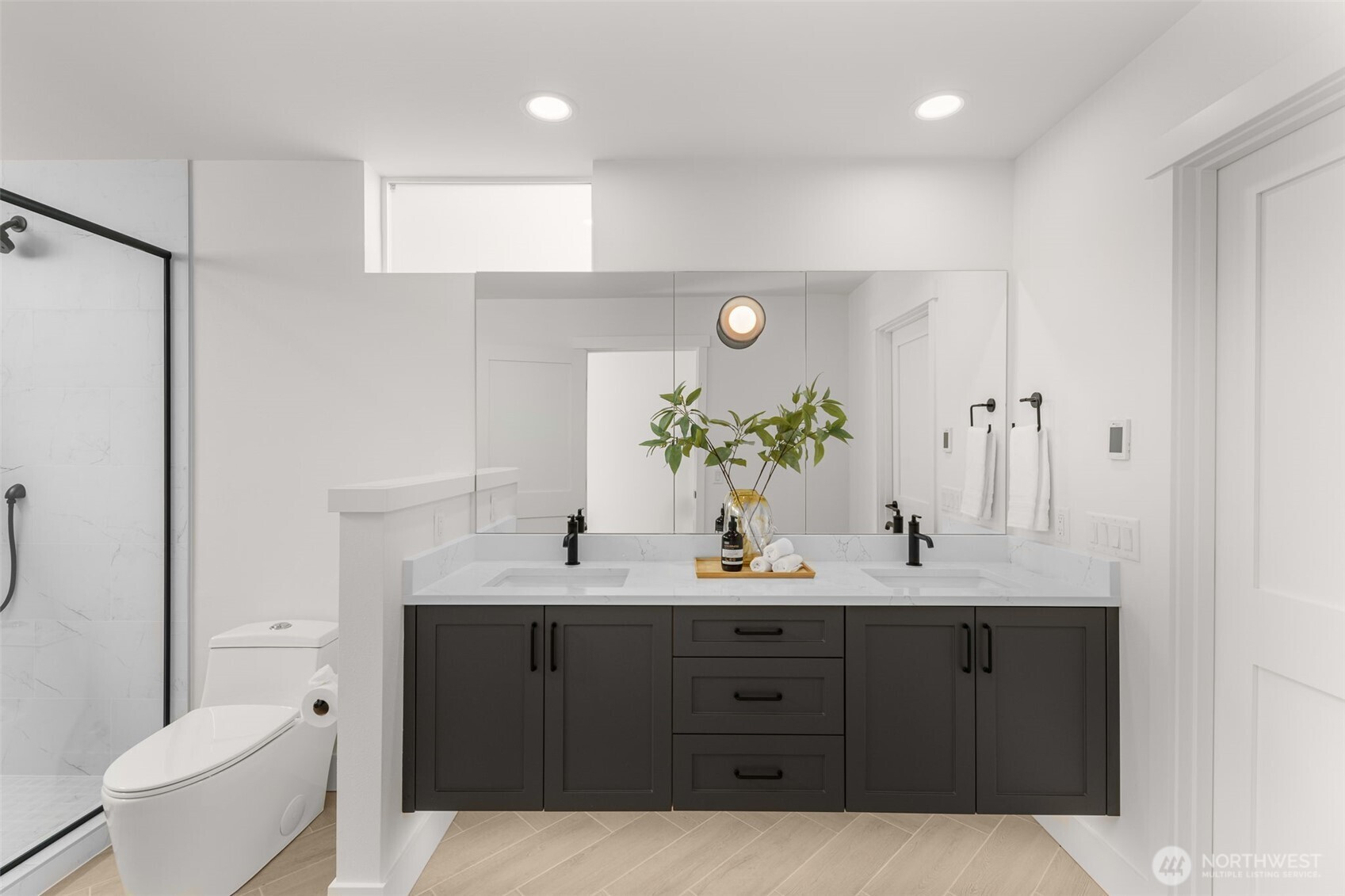 1627 B 21st Avenue , Seattle, WA 98122