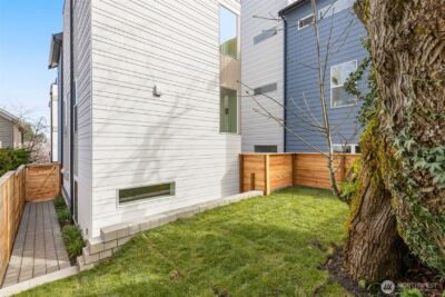 1627 B 21st Avenue , Seattle, WA 98122 - Photo 26