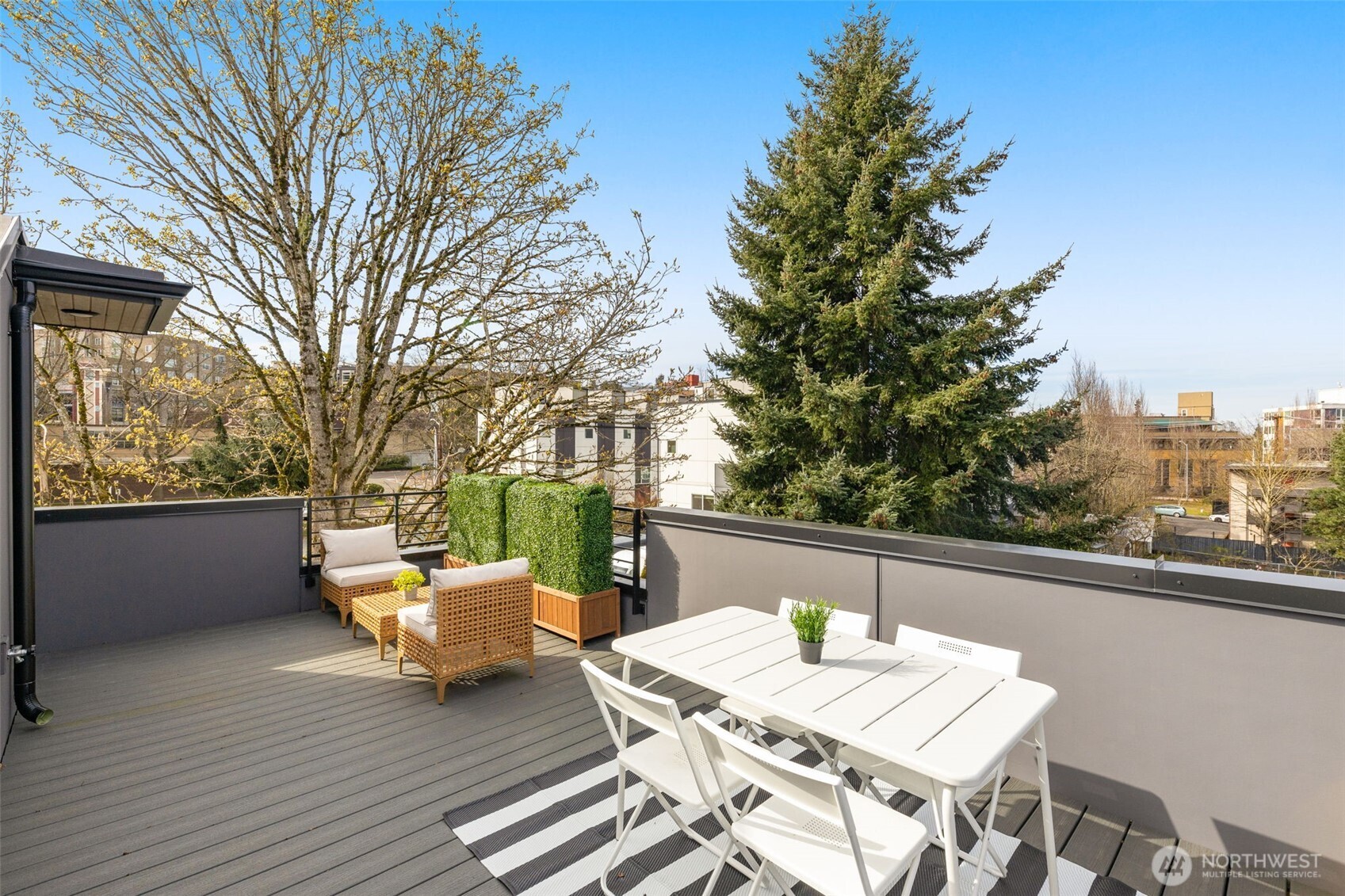 1627 B 21st Avenue , Seattle, WA 98122