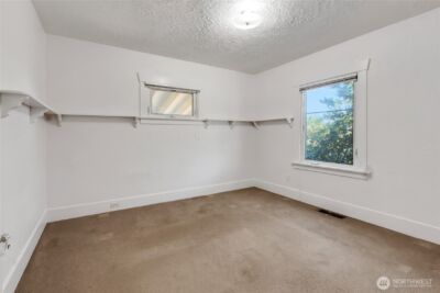 864 S Fife Street , Tacoma, WA 98405 - Photo 13