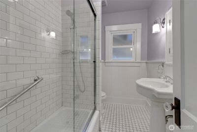 864 S Fife Street , Tacoma, WA 98405 - Photo 14
