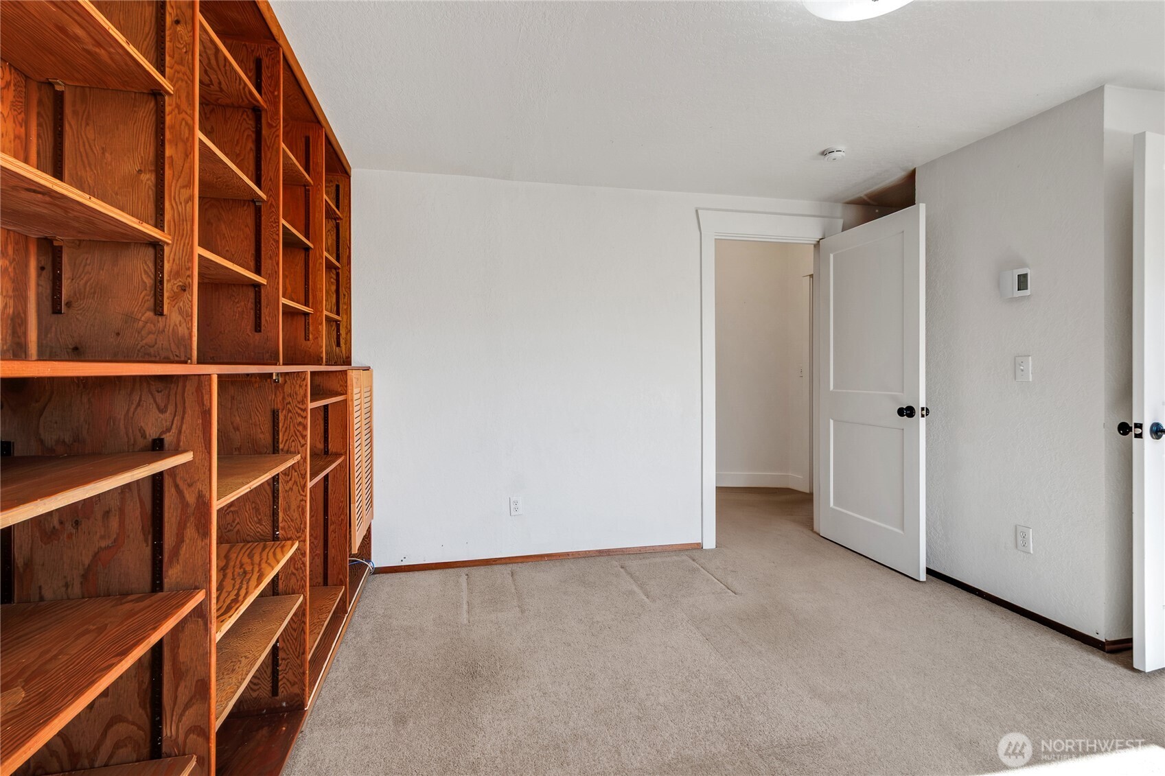 864 S Fife Street , Tacoma, WA 98405