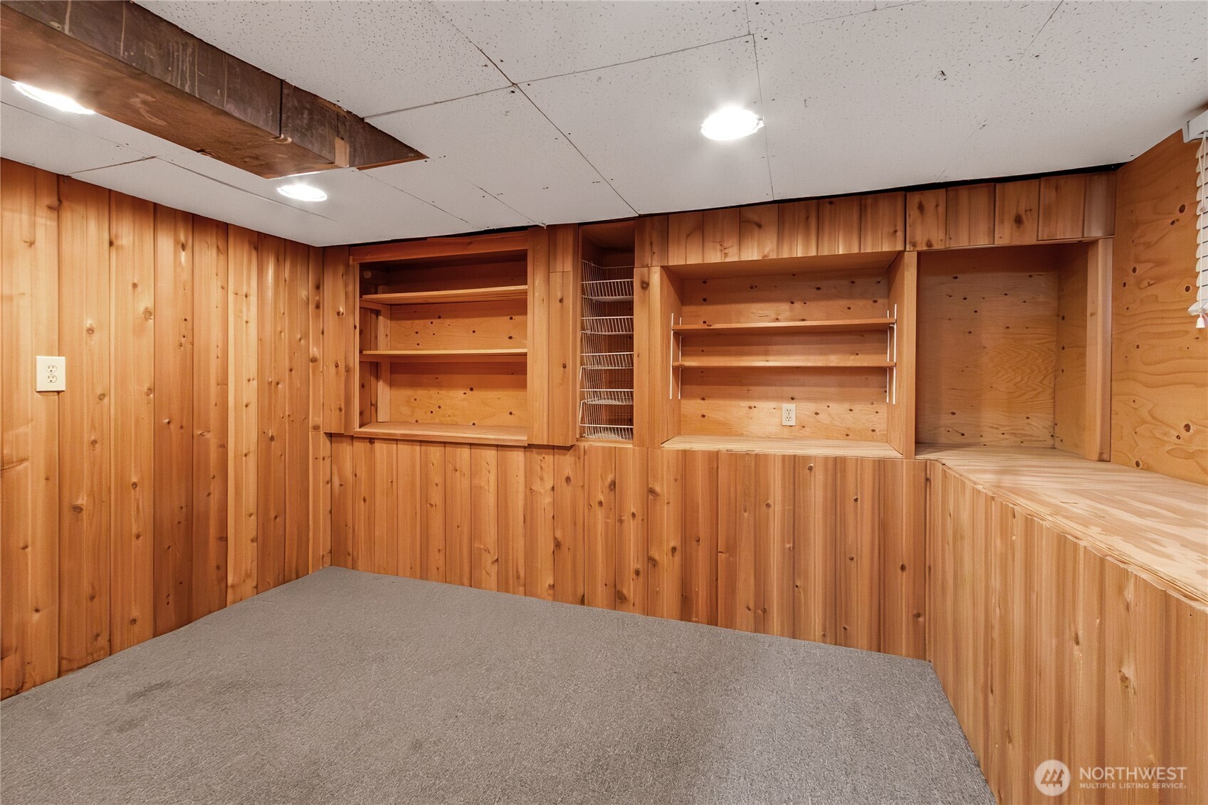 864 S Fife Street , Tacoma, WA 98405