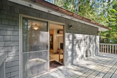 625 E Pointes Drive W, Shelton, WA 98584