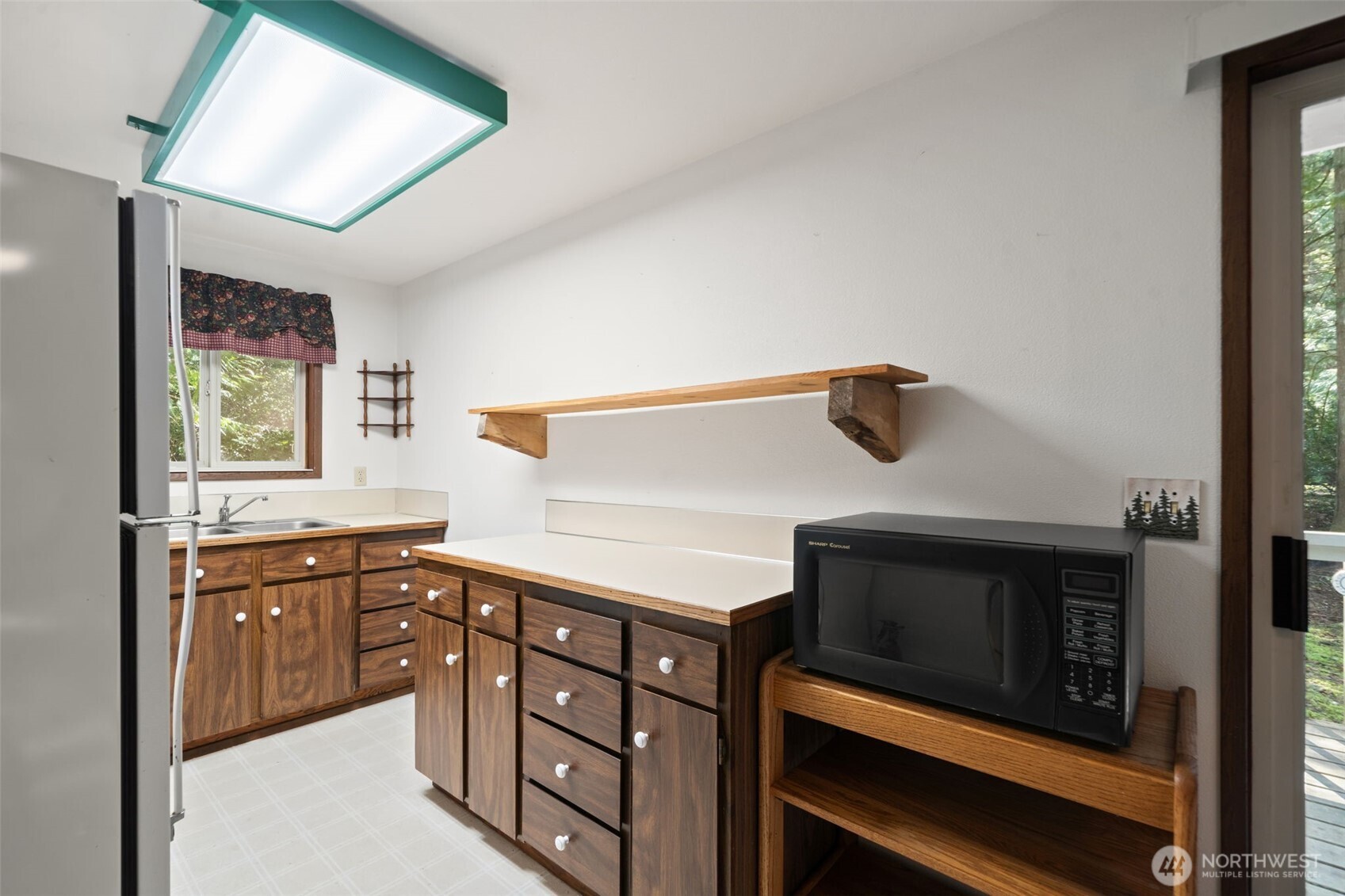 625 E Pointes Drive W, Shelton, WA 98584