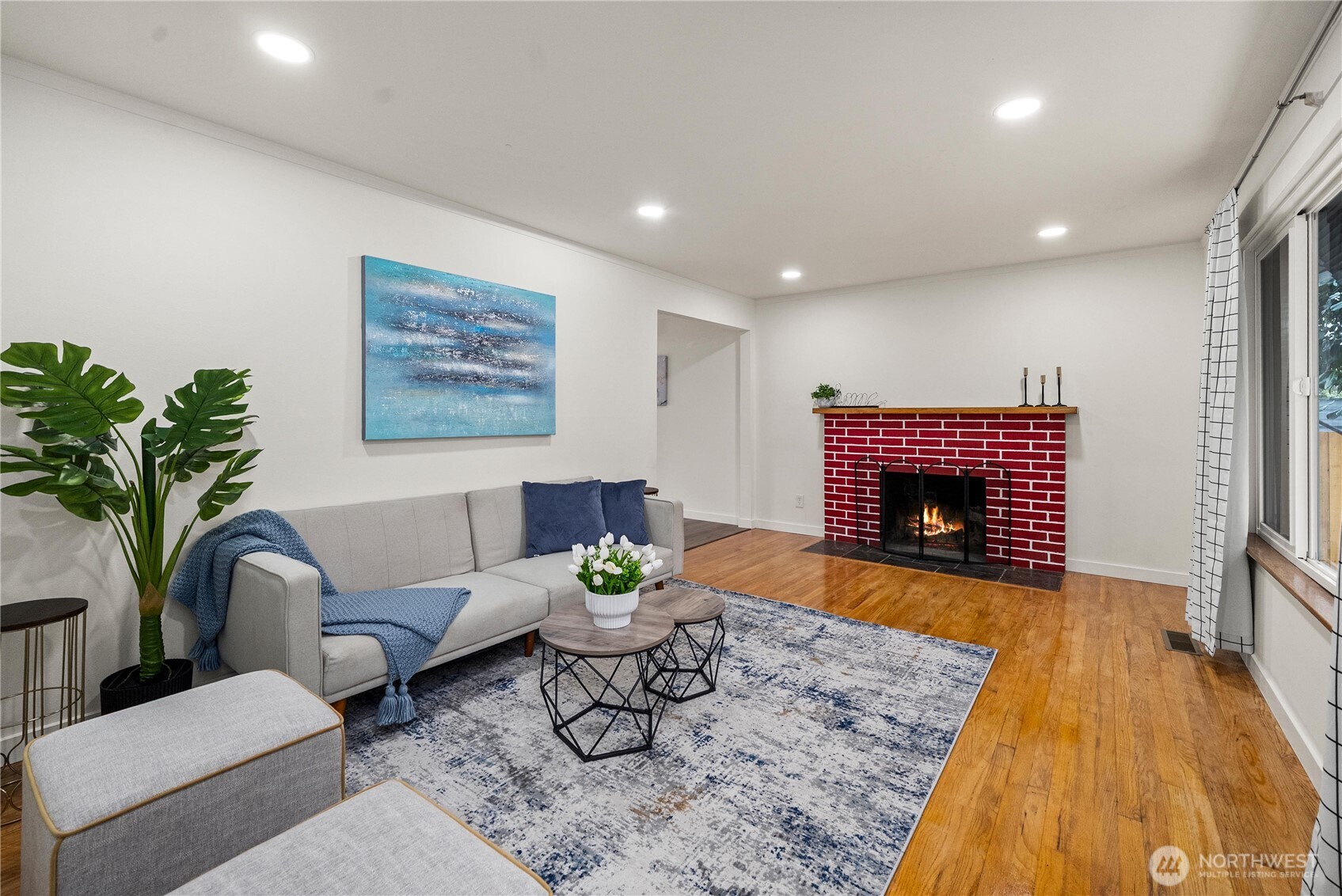 4503 S Webster Street , Seattle, WA 98118