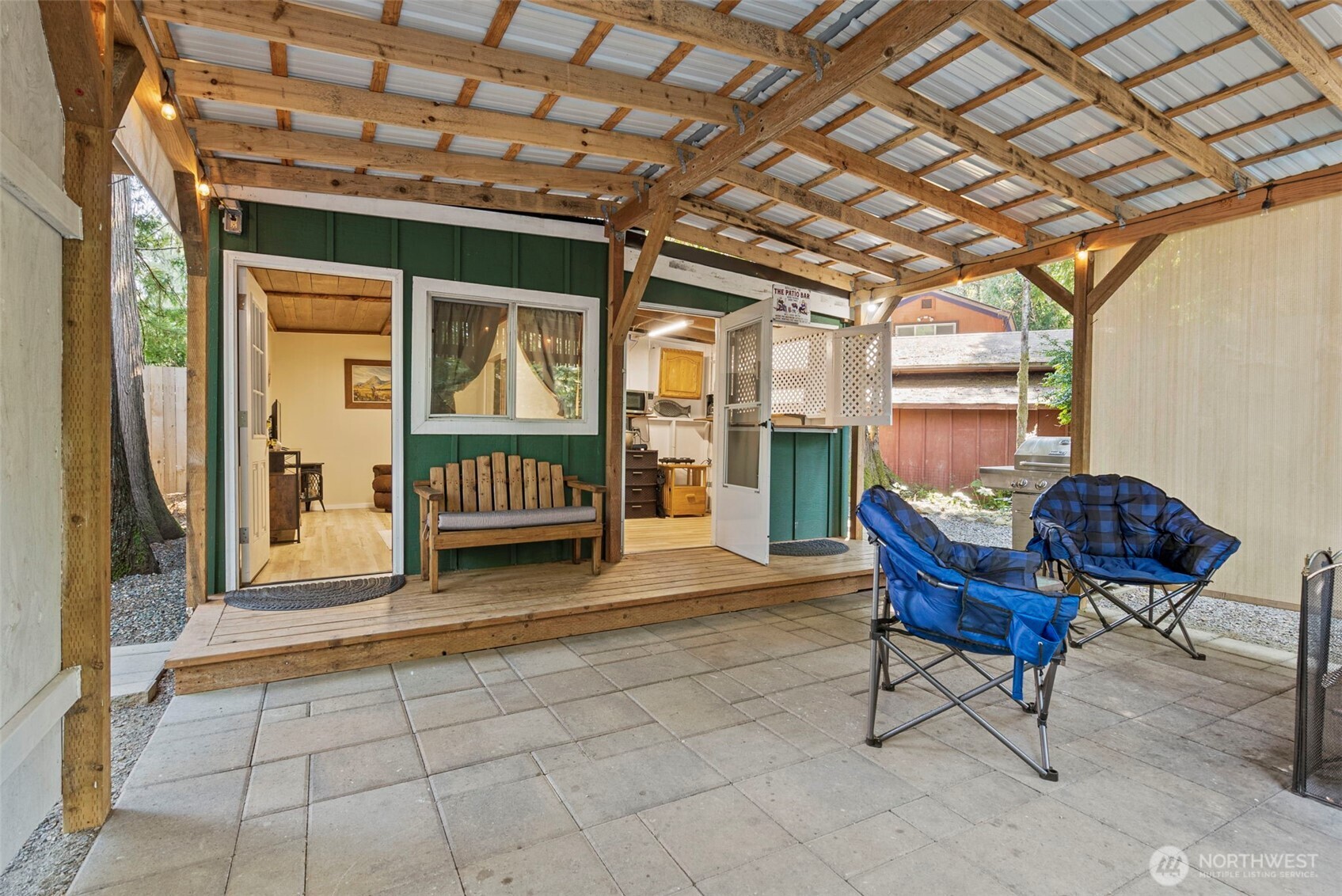 560 N Beacon Point Loop N, Lilliwaup, WA 98555