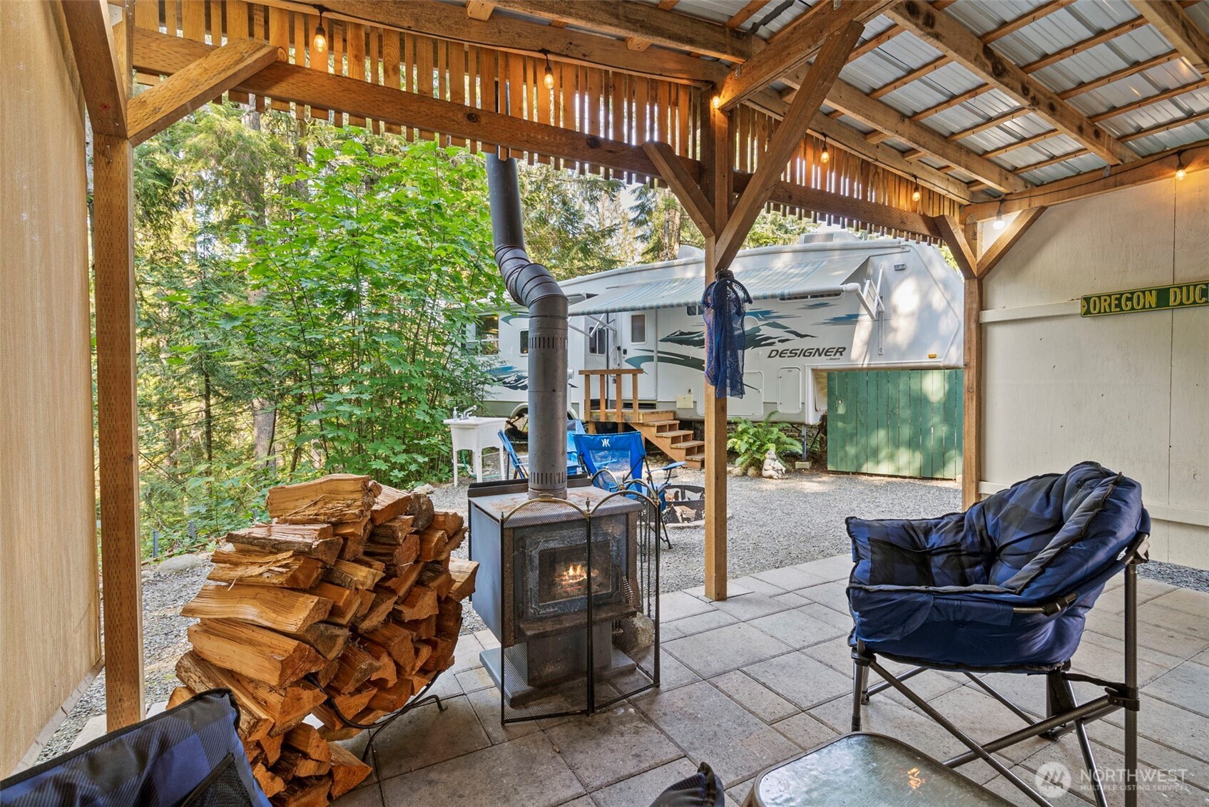 560 N Beacon Point Loop N, Lilliwaup, WA 98555