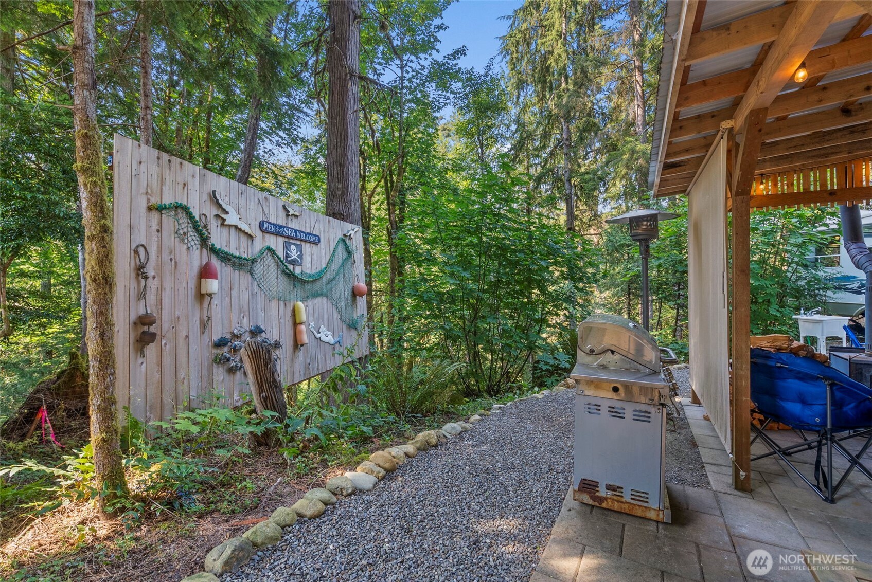 560 N Beacon Point Loop N, Lilliwaup, WA 98555