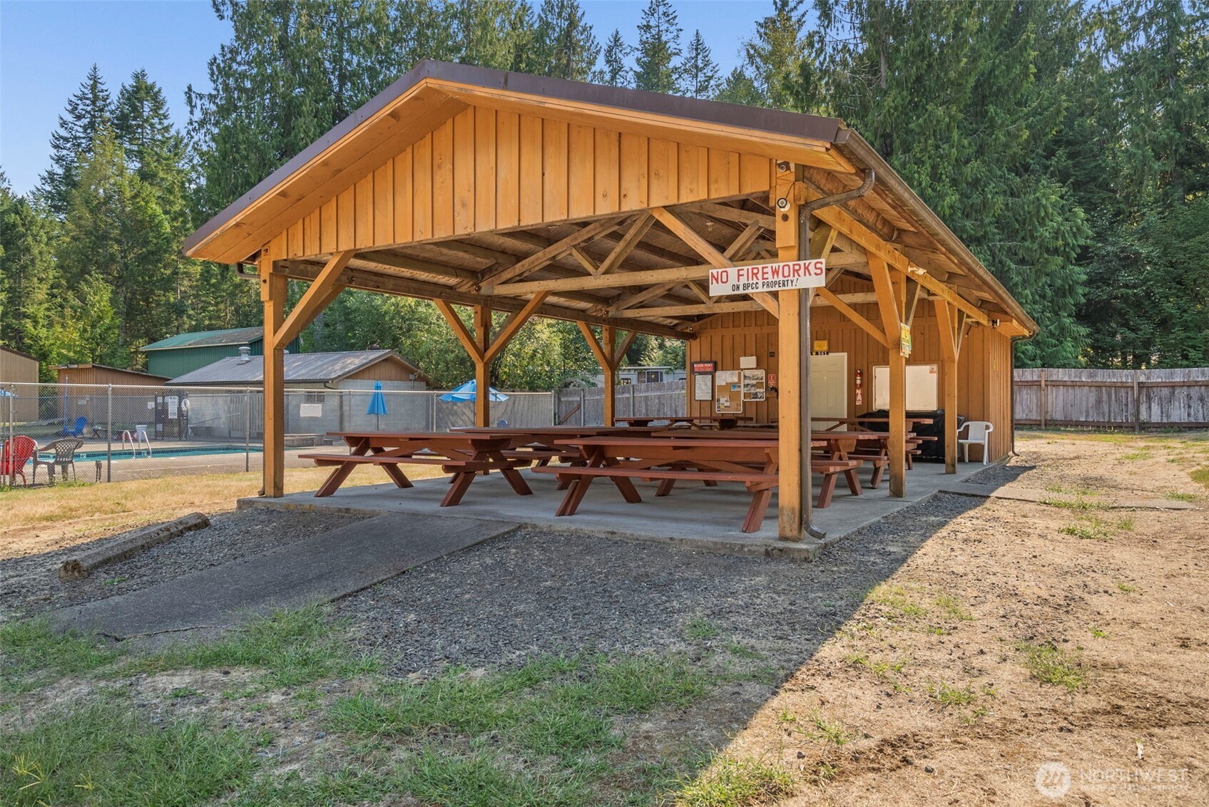 560 N Beacon Point Loop N, Lilliwaup, WA 98555