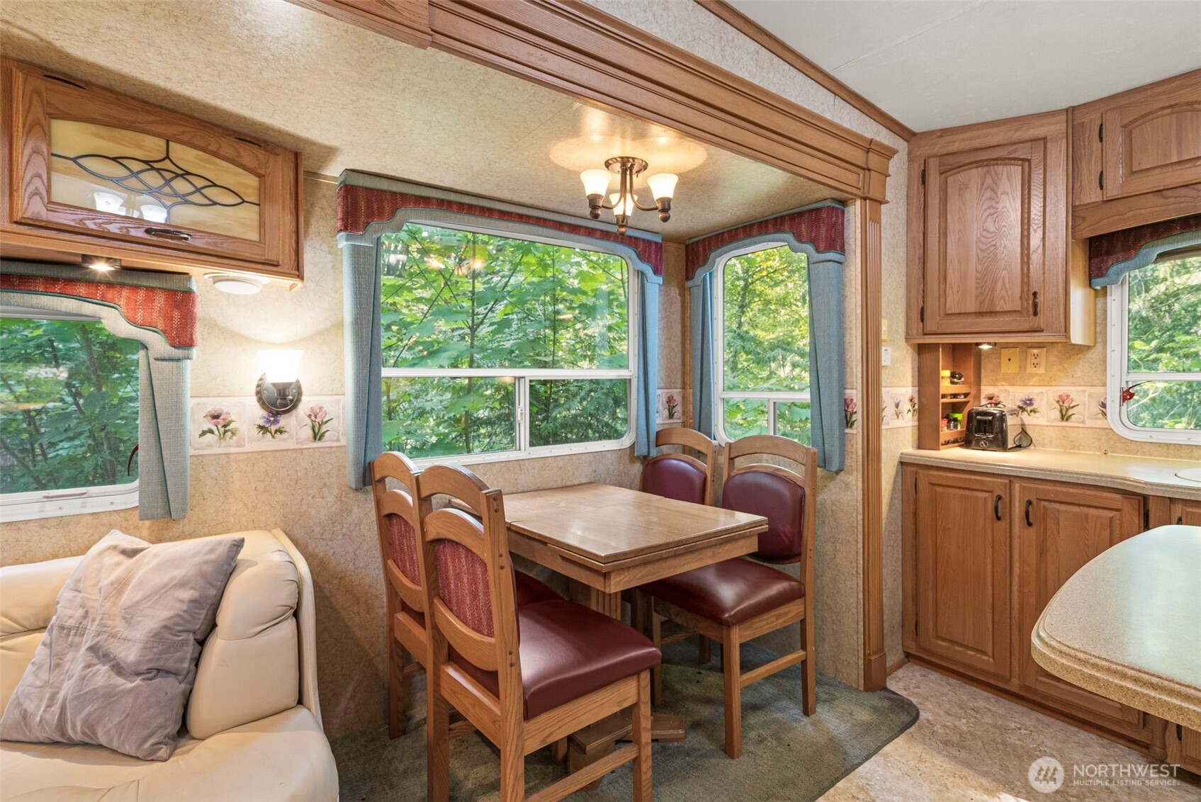 560 N Beacon Point Loop N, Lilliwaup, WA 98555