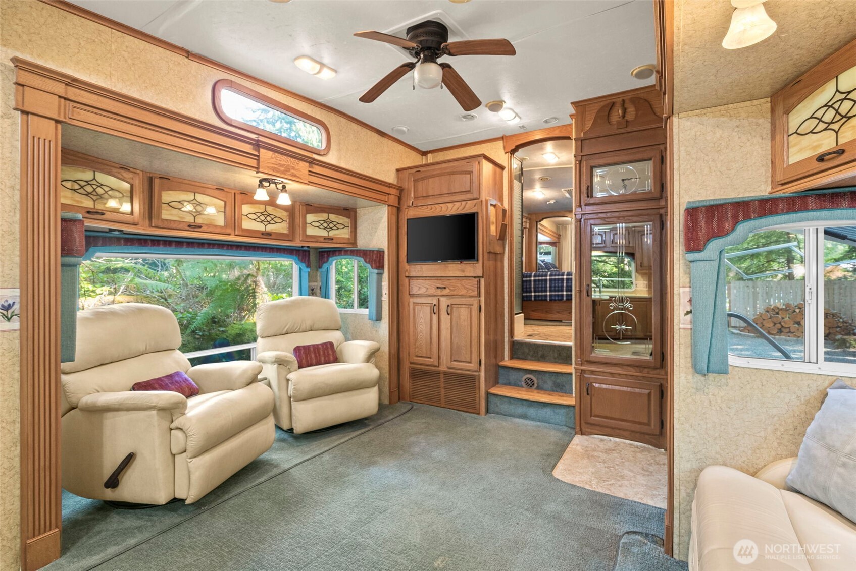 560 N Beacon Point Loop N, Lilliwaup, WA 98555