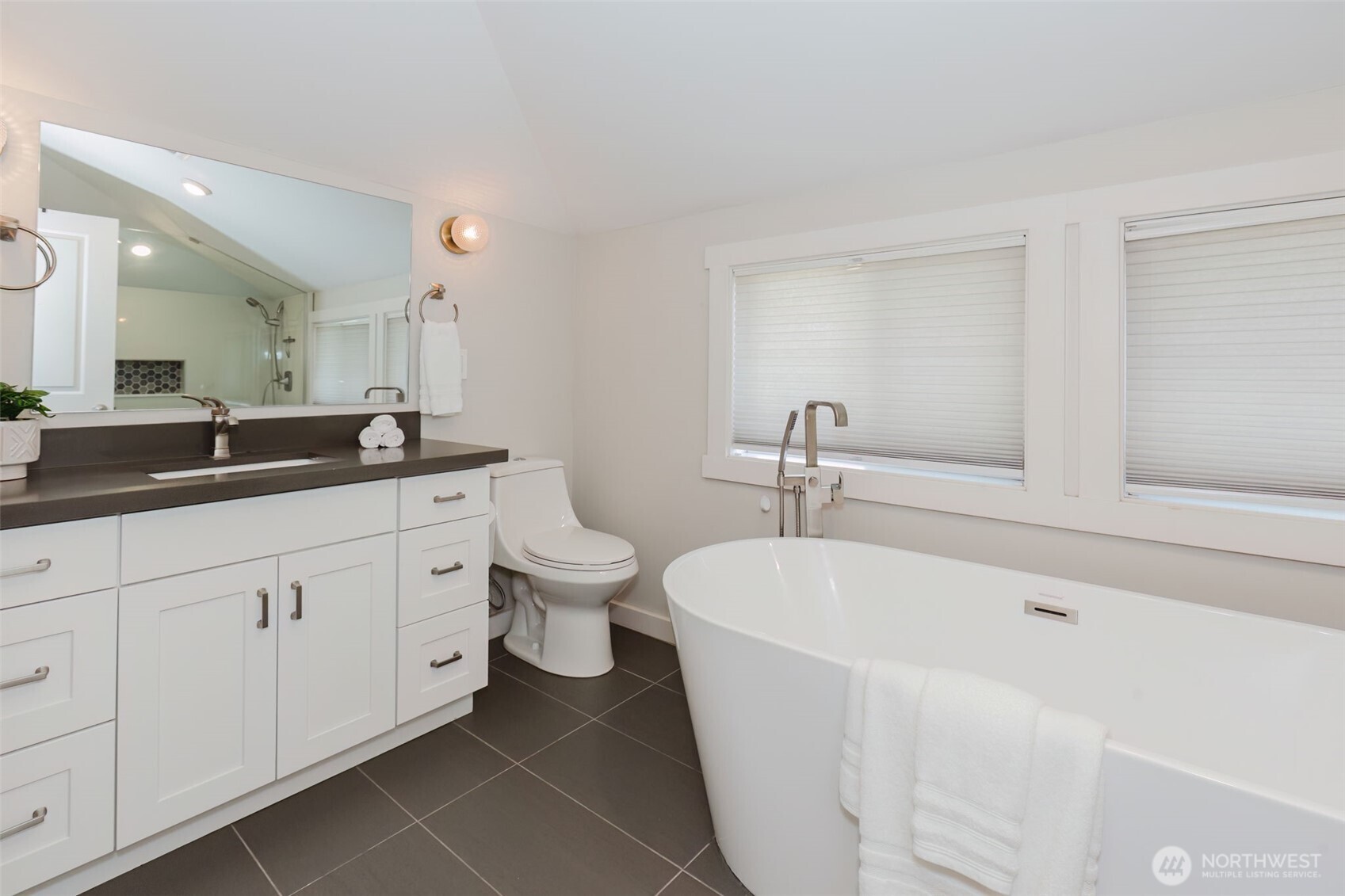 3032 S Dawson Street , Seattle, WA 98108