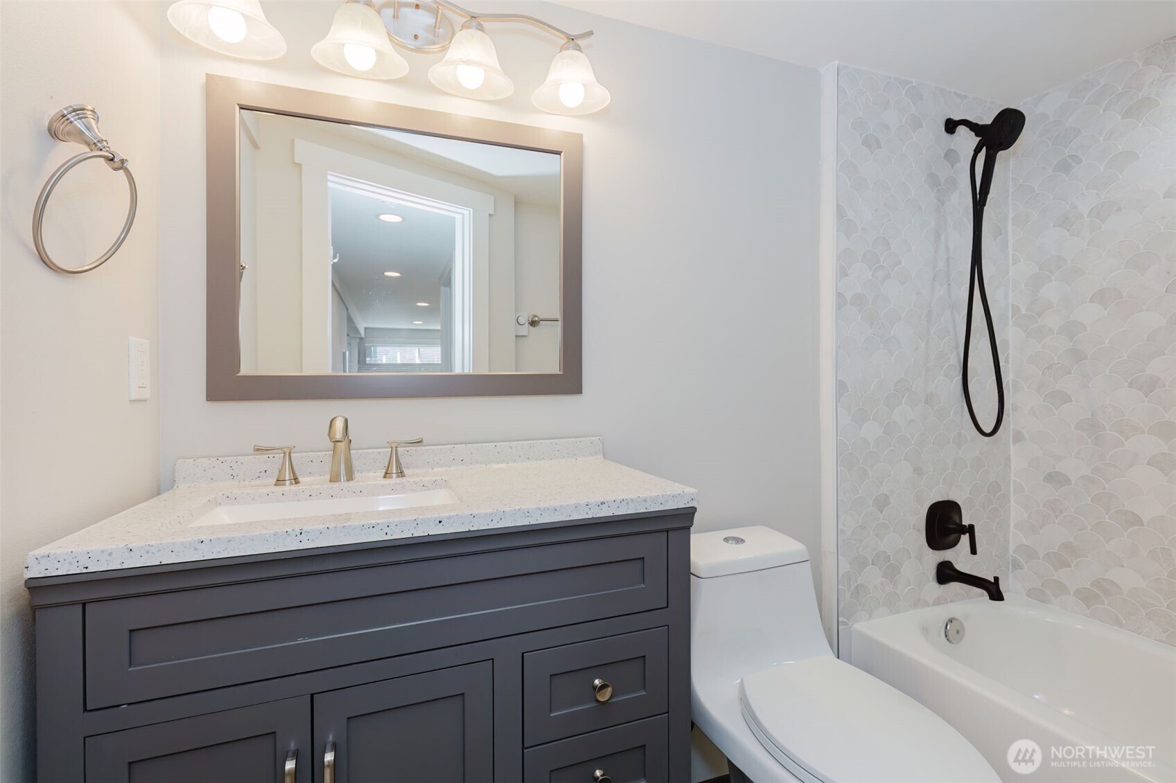 3032 S Dawson Street , Seattle, WA 98108