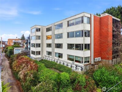 2703 Boylston Avenue E #101, Seattle, WA 98102 - Photo 22