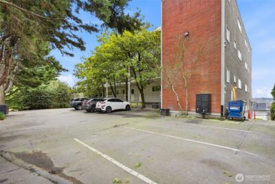 2703 Boylston Avenue E #101, Seattle, WA 98102 - Photo 23