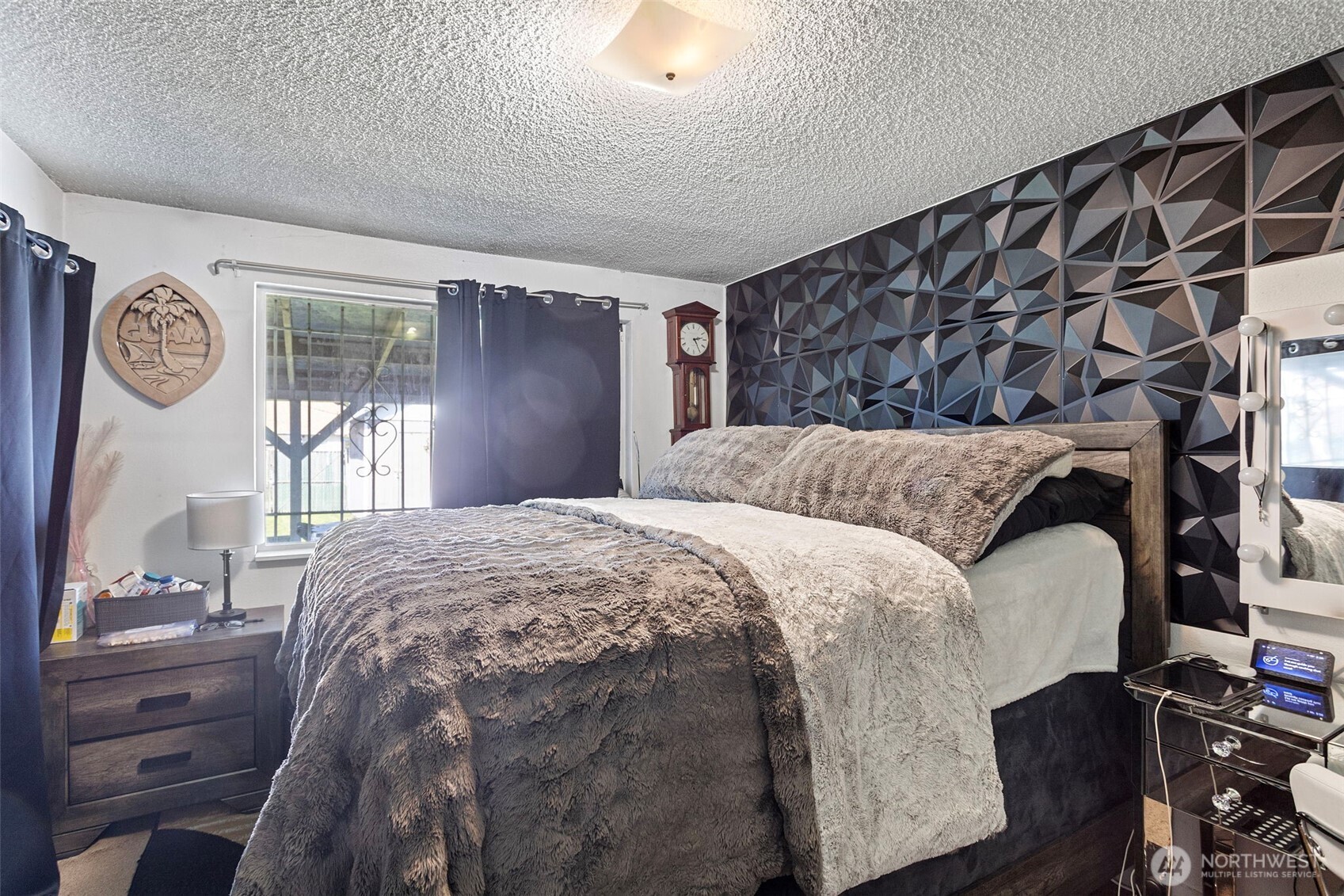 1025 E 63rd Street , Tacoma, WA 98404-2420