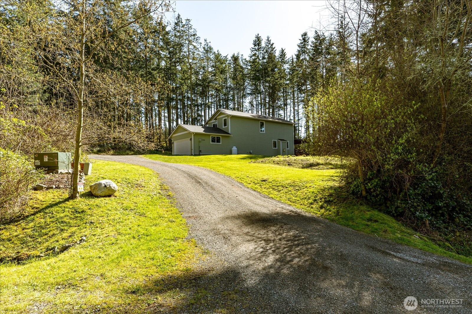 1035 W Starflower Road , Oak Harbor, WA 98277