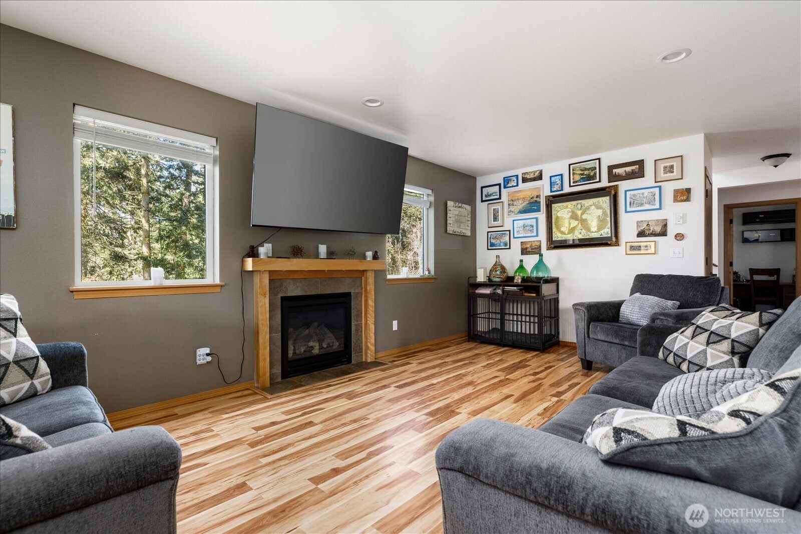 1035 W Starflower Road , Oak Harbor, WA 98277