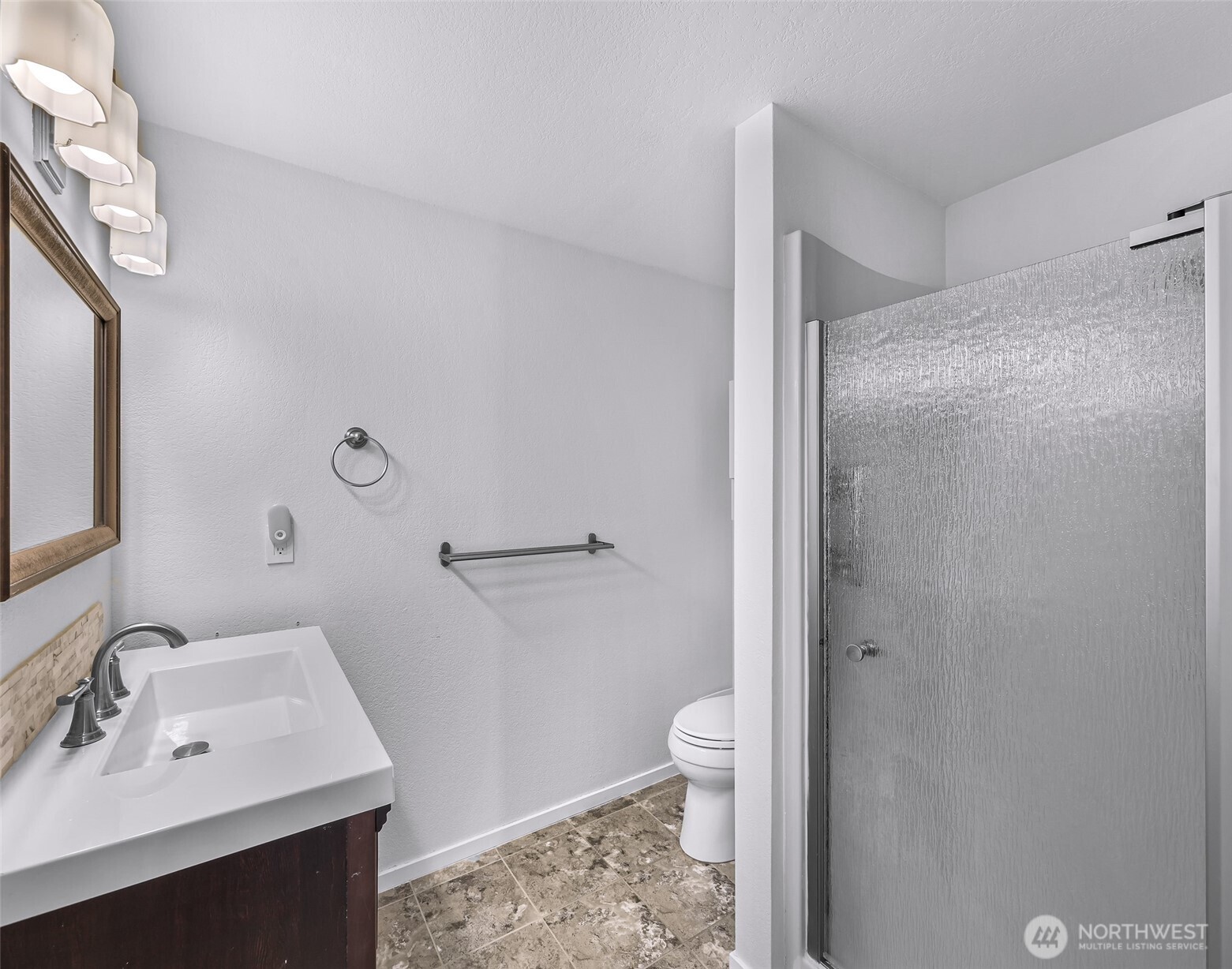 4010 Moody Place , Mount Vernon, WA 98274