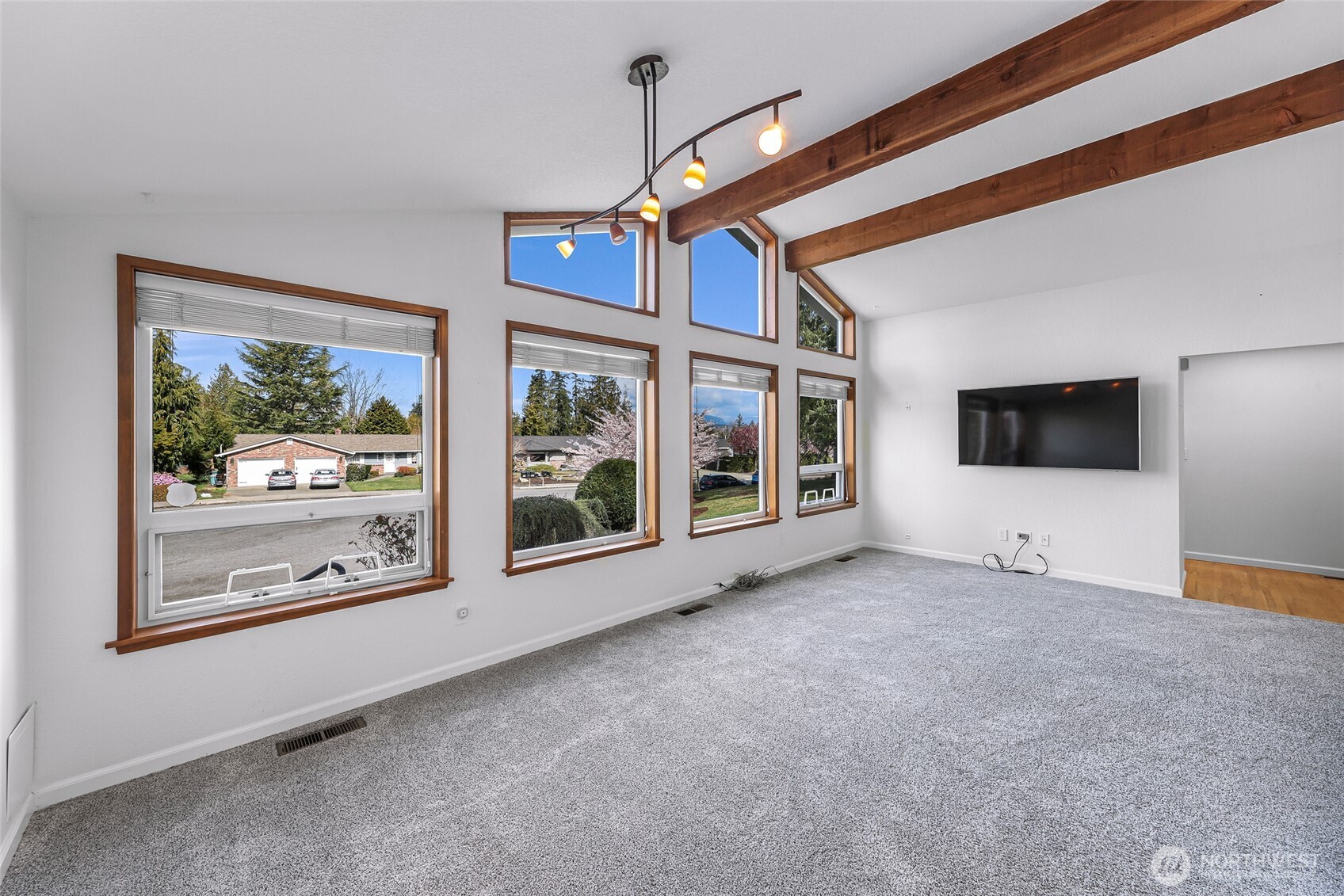 4010 Moody Place , Mount Vernon, WA 98274