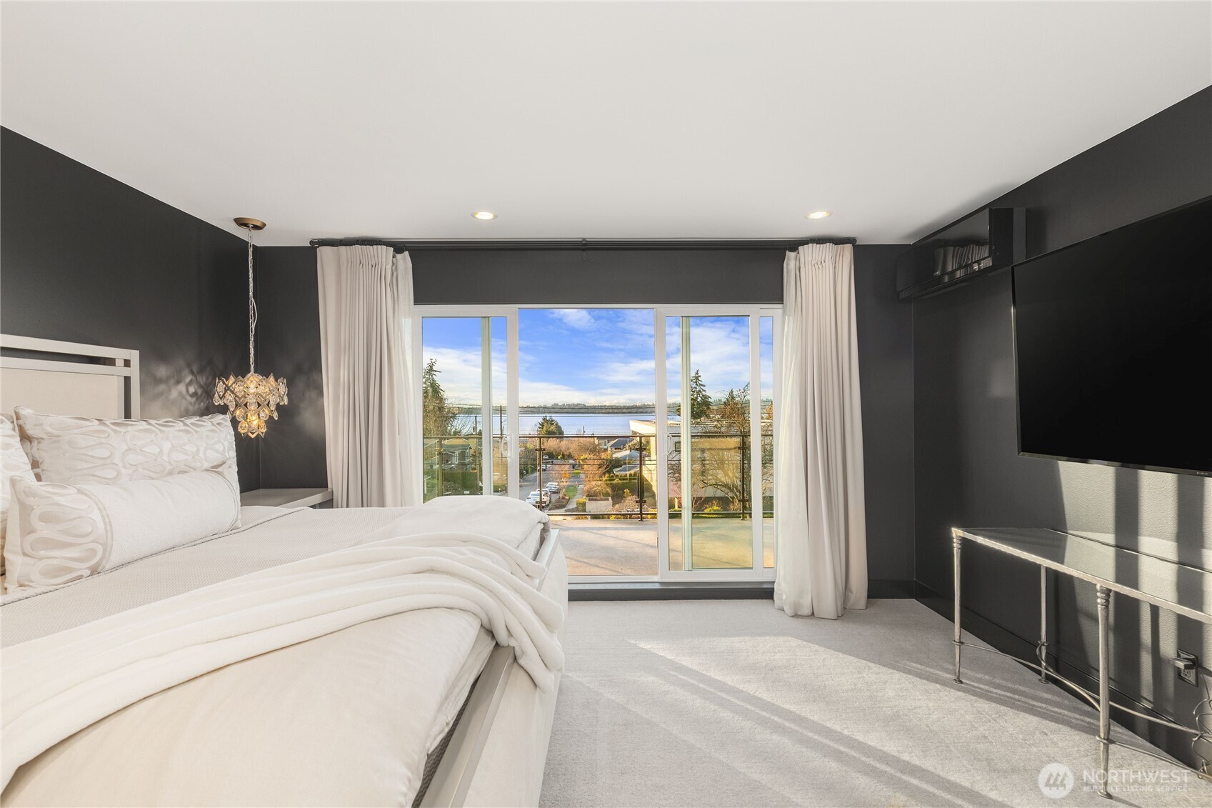 6504 103rd Avenue NE, Kirkland, WA 98033