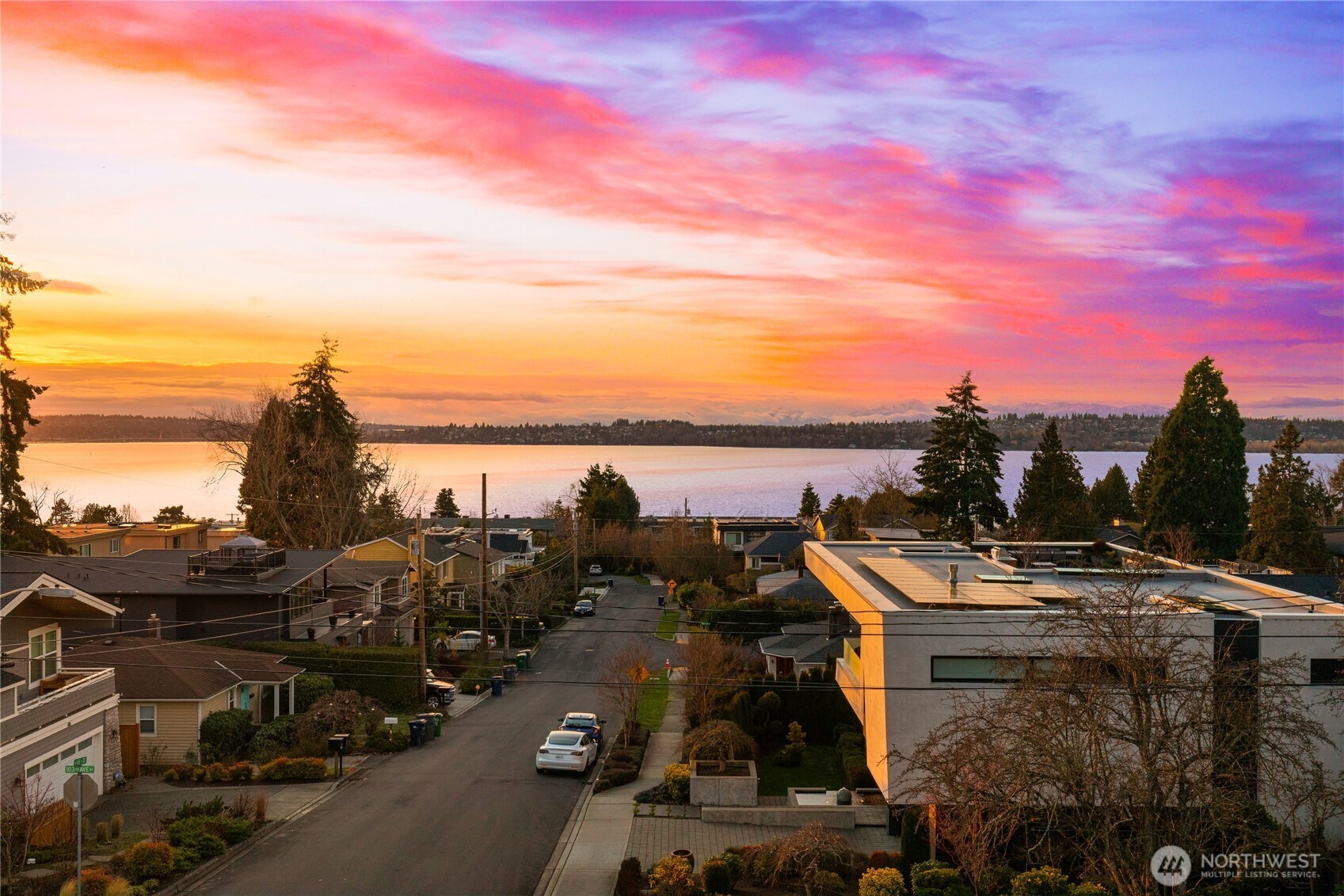 6504 103rd Avenue NE, Kirkland, WA 98033