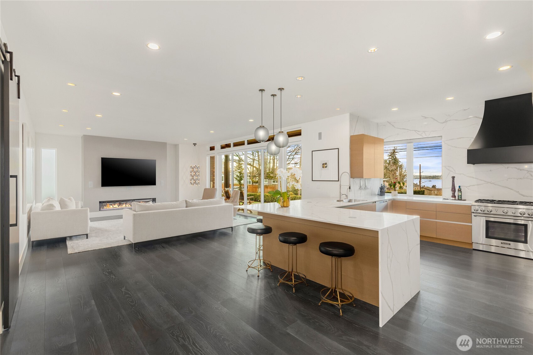 6504 103rd Avenue NE, Kirkland, WA 98033