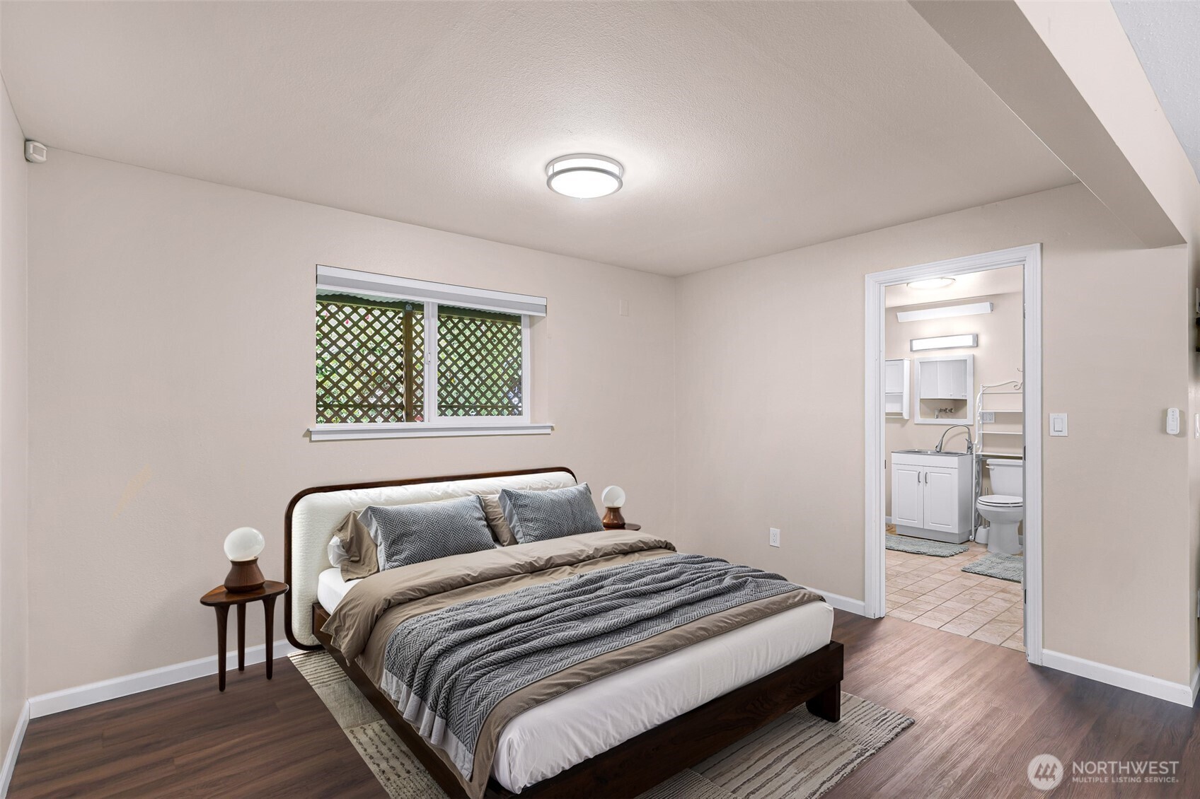 2721 Mcleod Road , Bellingham, WA 98225