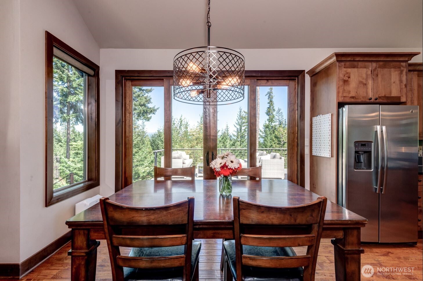 240 Snow Ridge Drive , Cle Elum, WA 98922