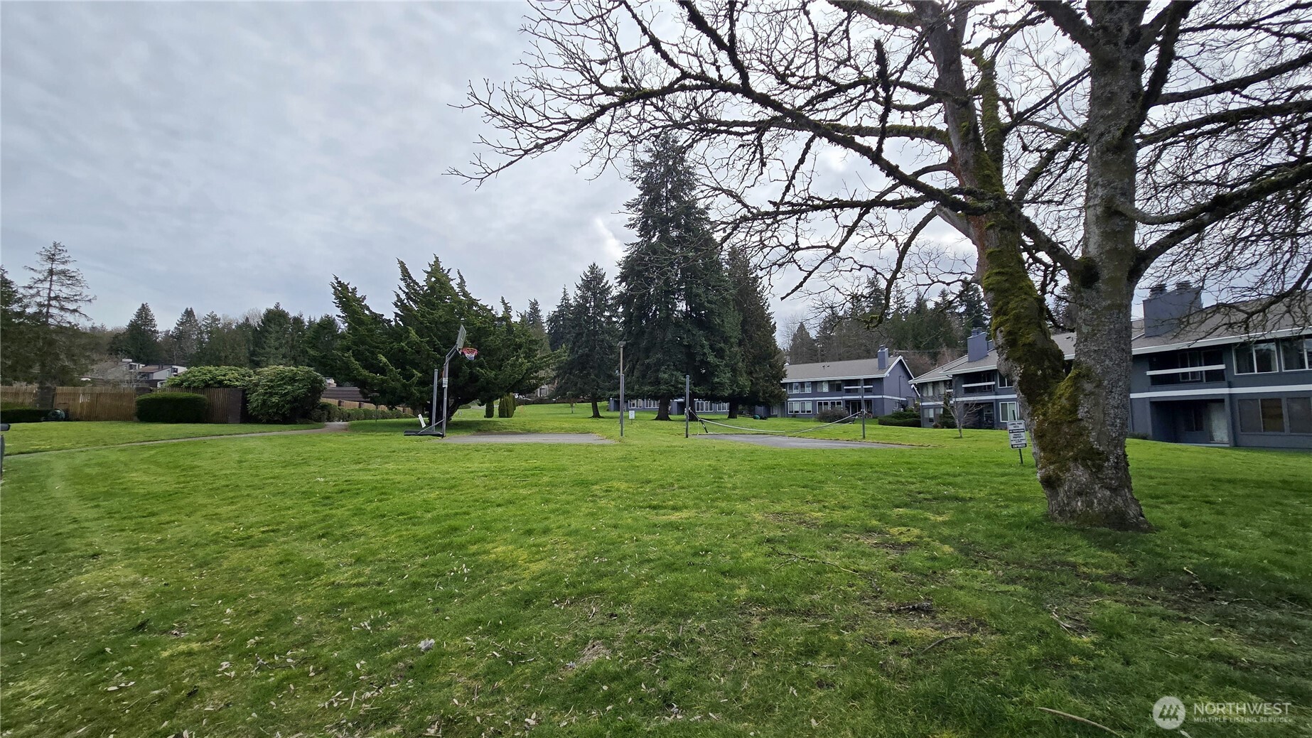11010 NE 68th Street #627, Kirkland, WA 98033