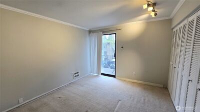 11010 NE 68th Street #627, Kirkland, WA 98033 - Photo 4