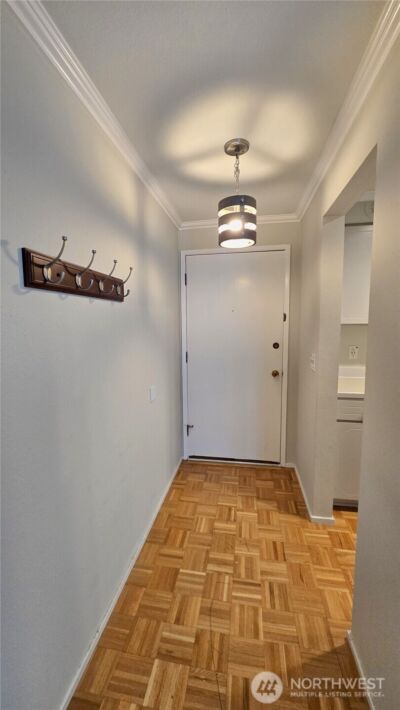 11010 NE 68th Street #627, Kirkland, WA 98033 - Photo 5
